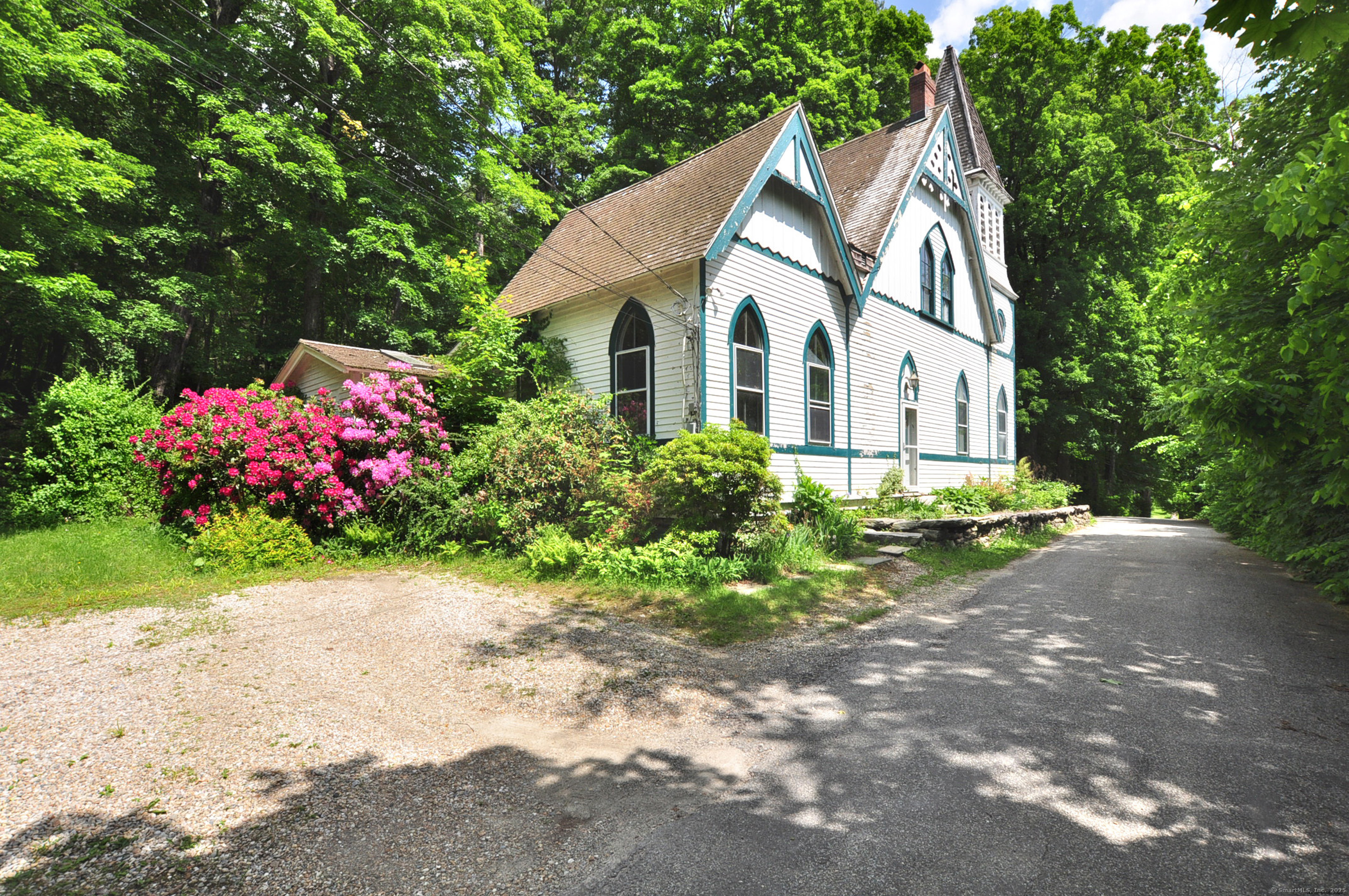 14 River Road Property Photo 1
