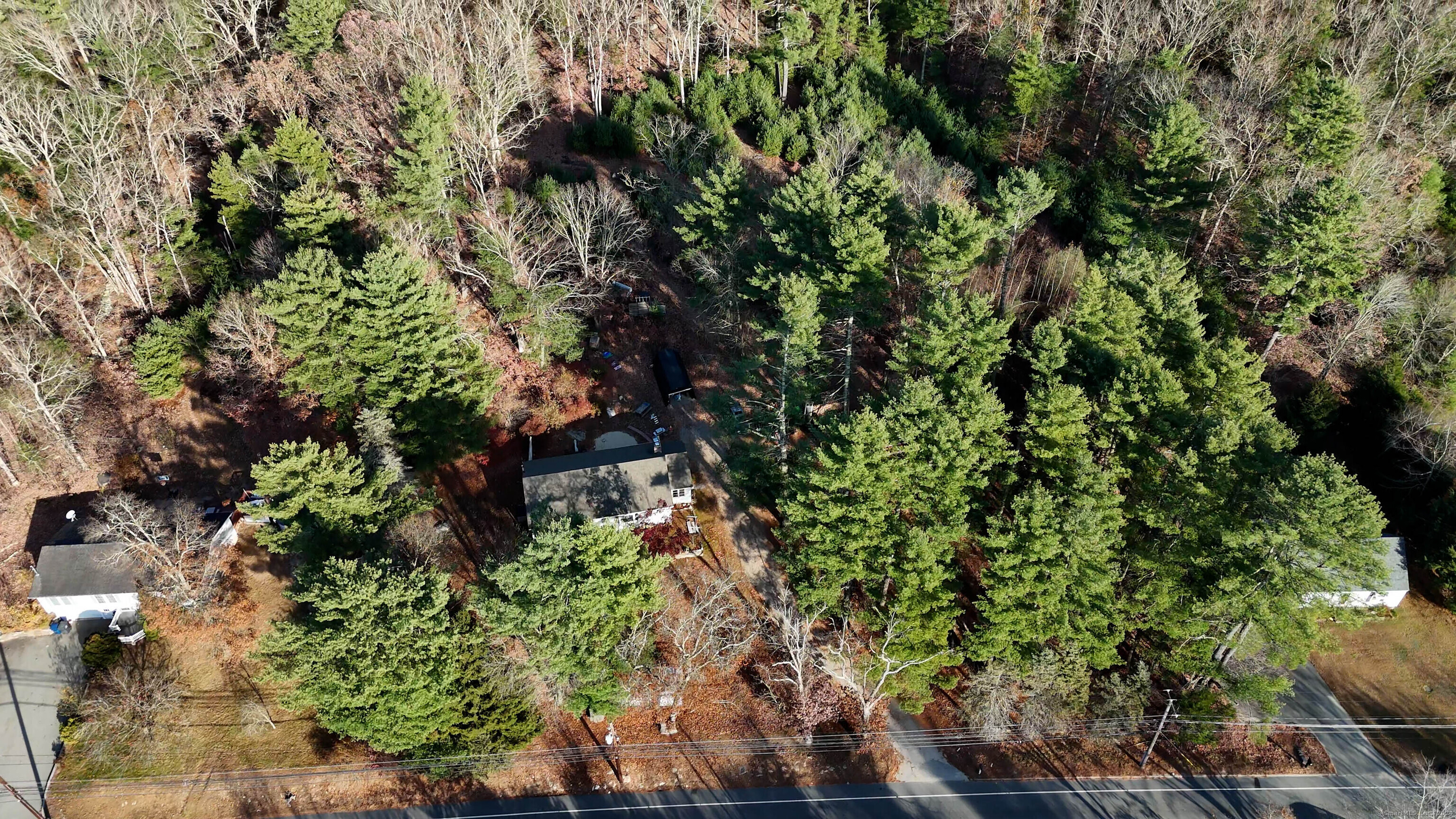 44 Putnam Pike Property Photo 14