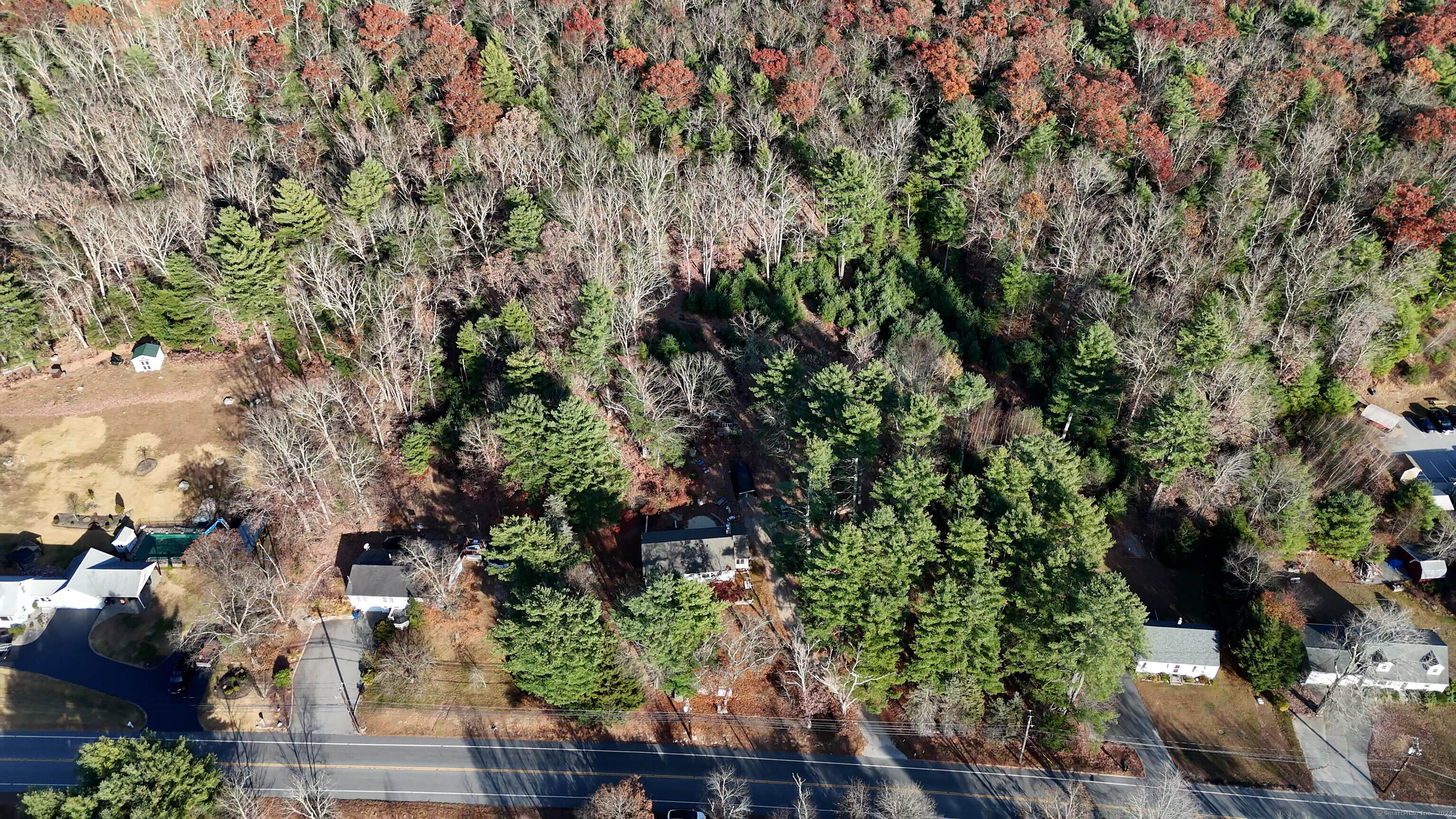 44 Putnam Pike Property Photo 15