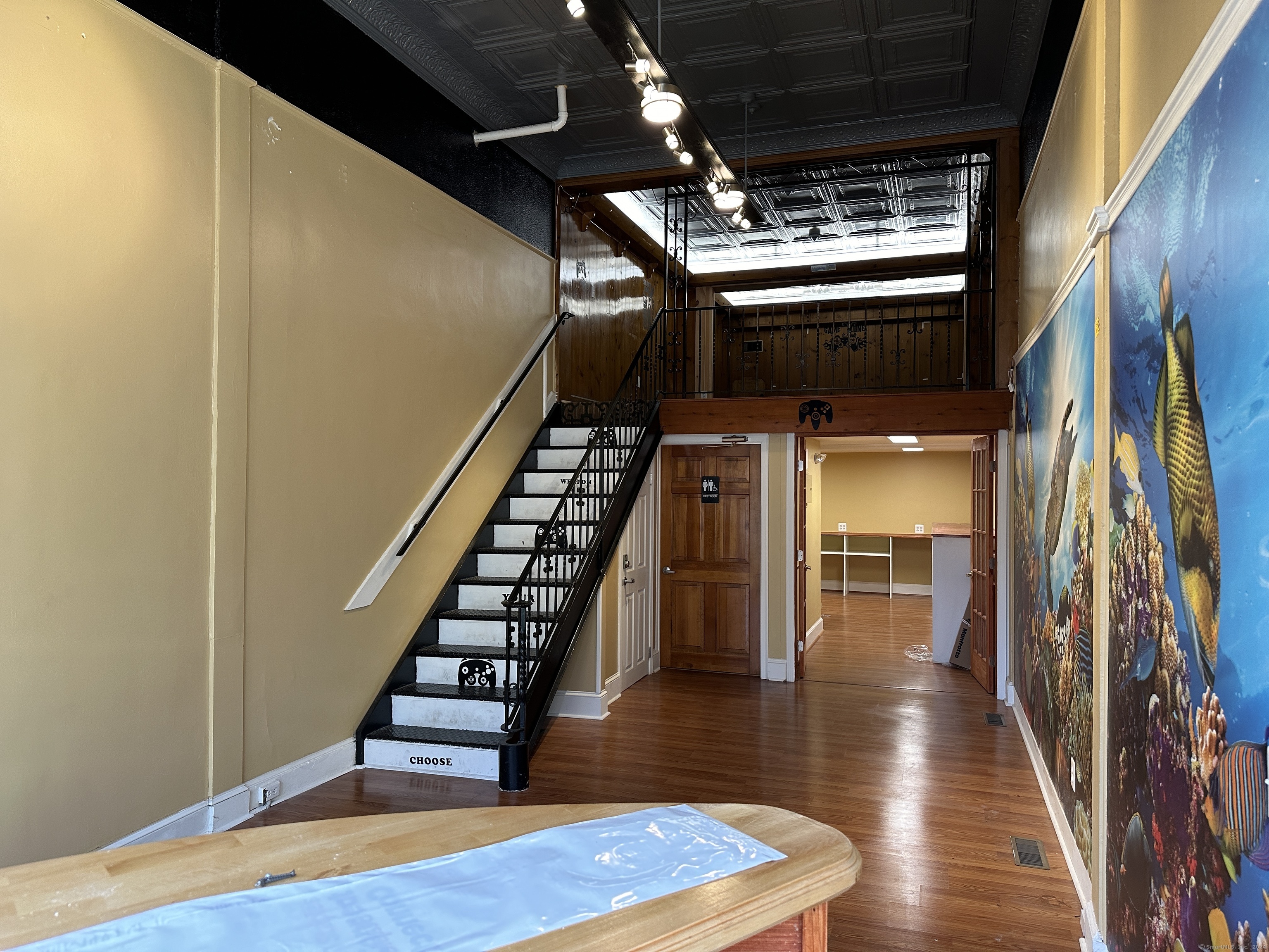 87 Main West Street Property Photo 8