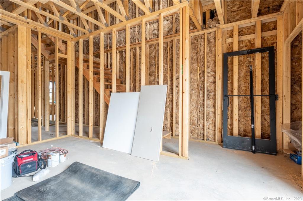 219 Addison 102 Road Property Photo 27