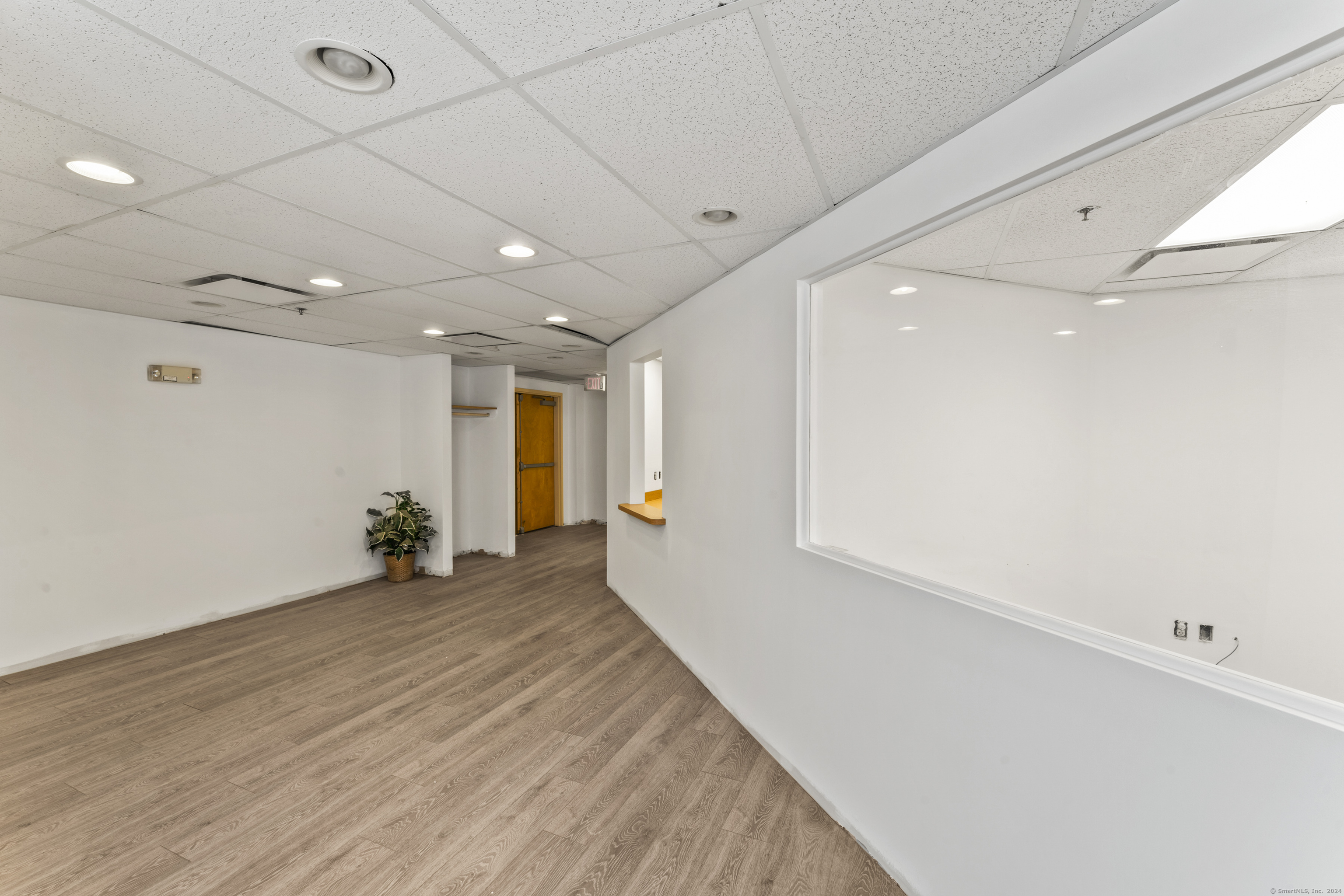 216 Crown Ll Street Property Photo 18