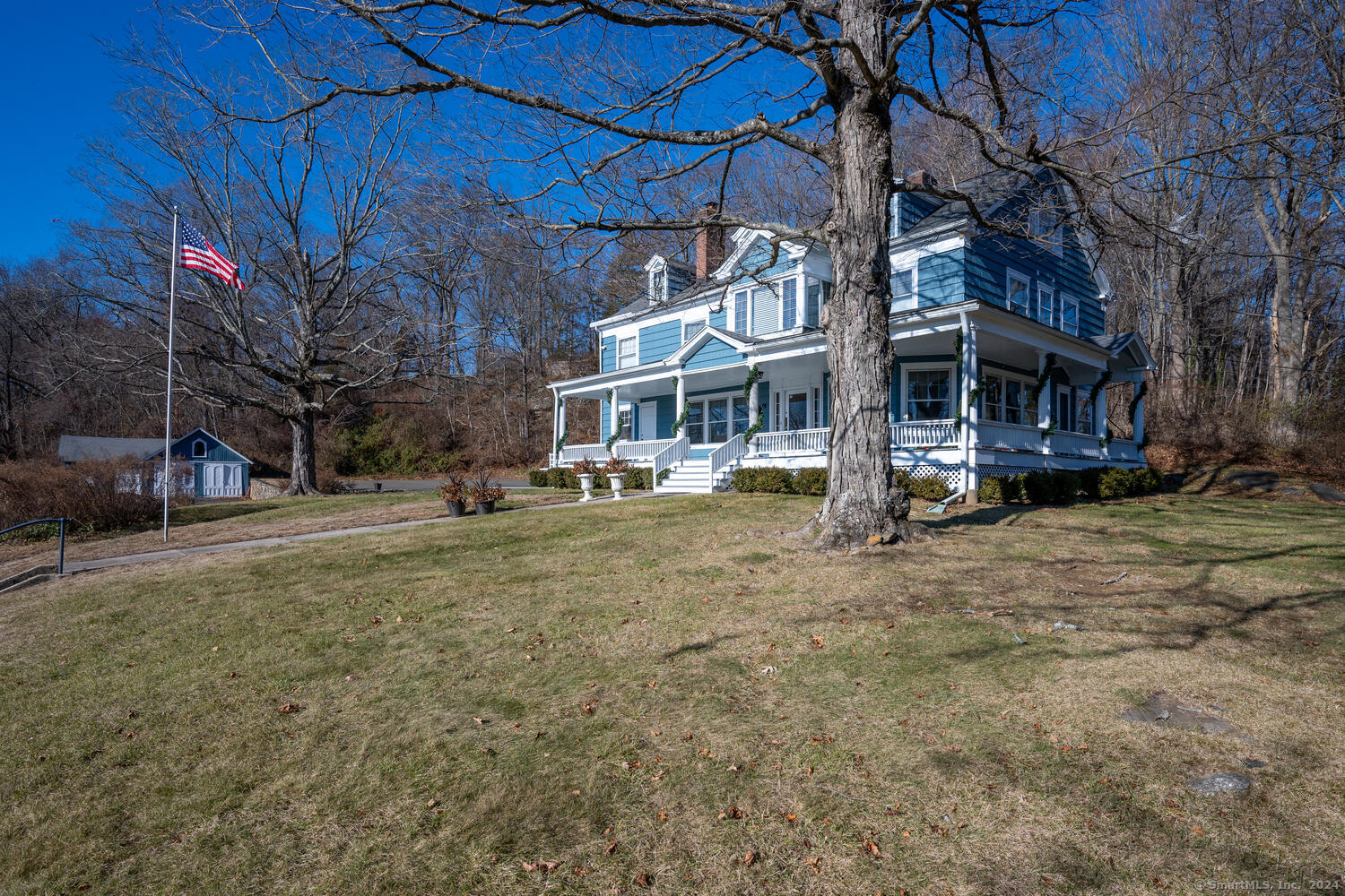 475 Danbury Road Property Photo 1