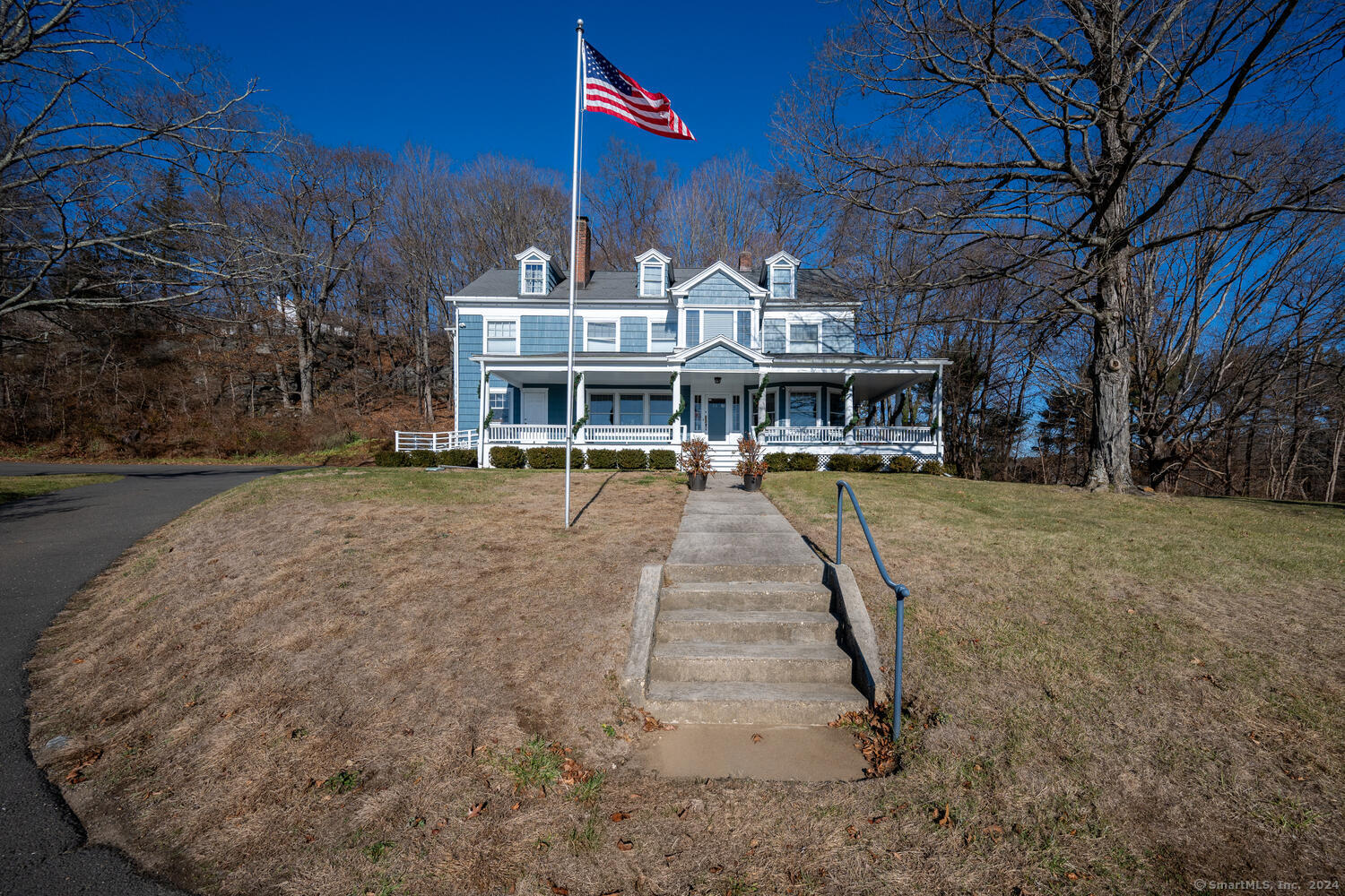 475 Danbury Road Property Photo 2