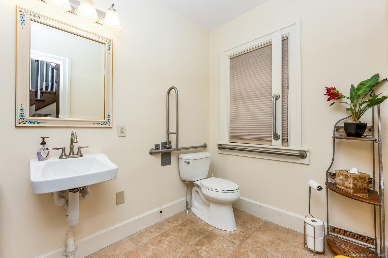 475 Danbury Road Property Photo 10