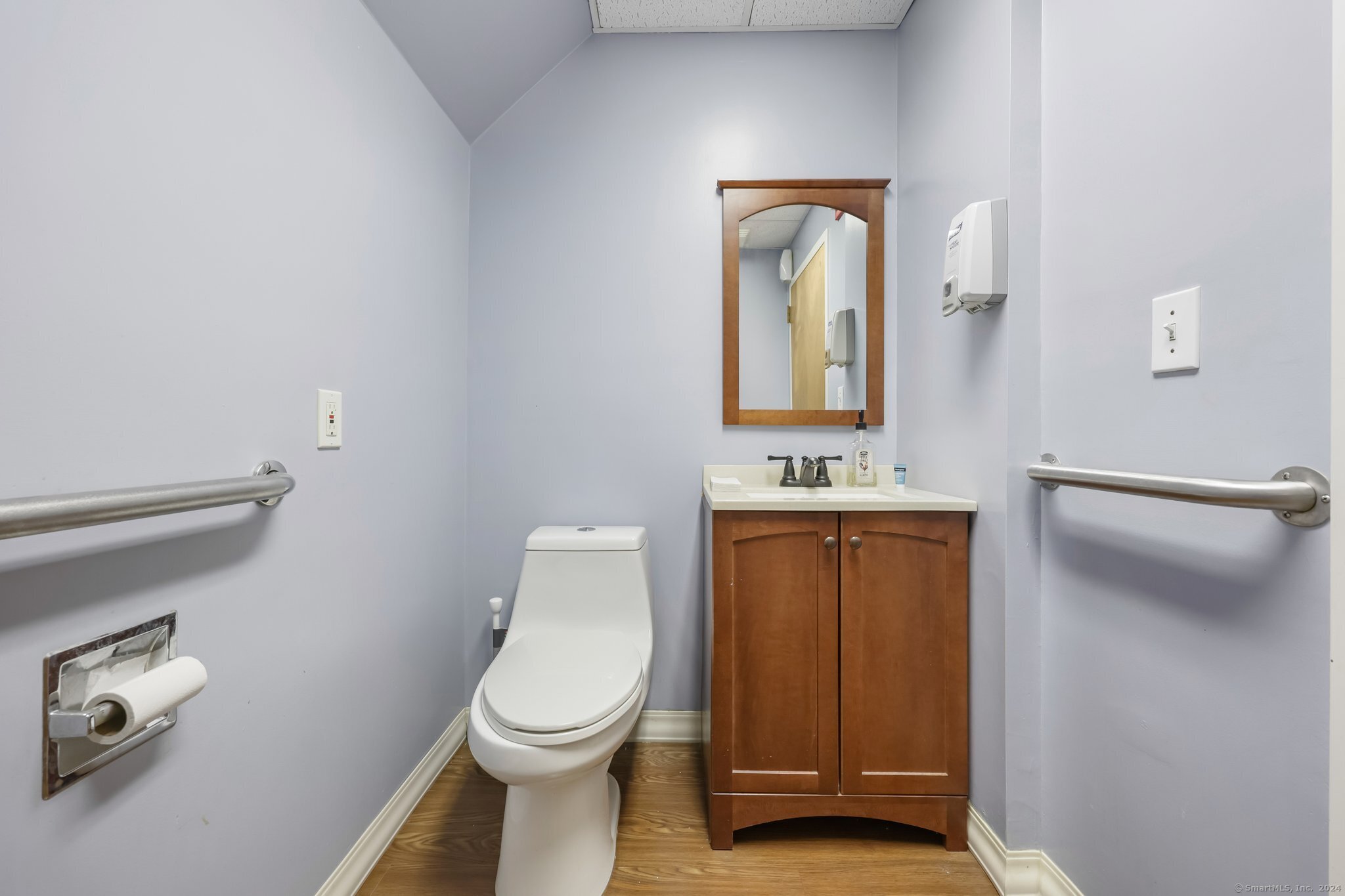 108 Van Guilder Avenue Property Photo 16