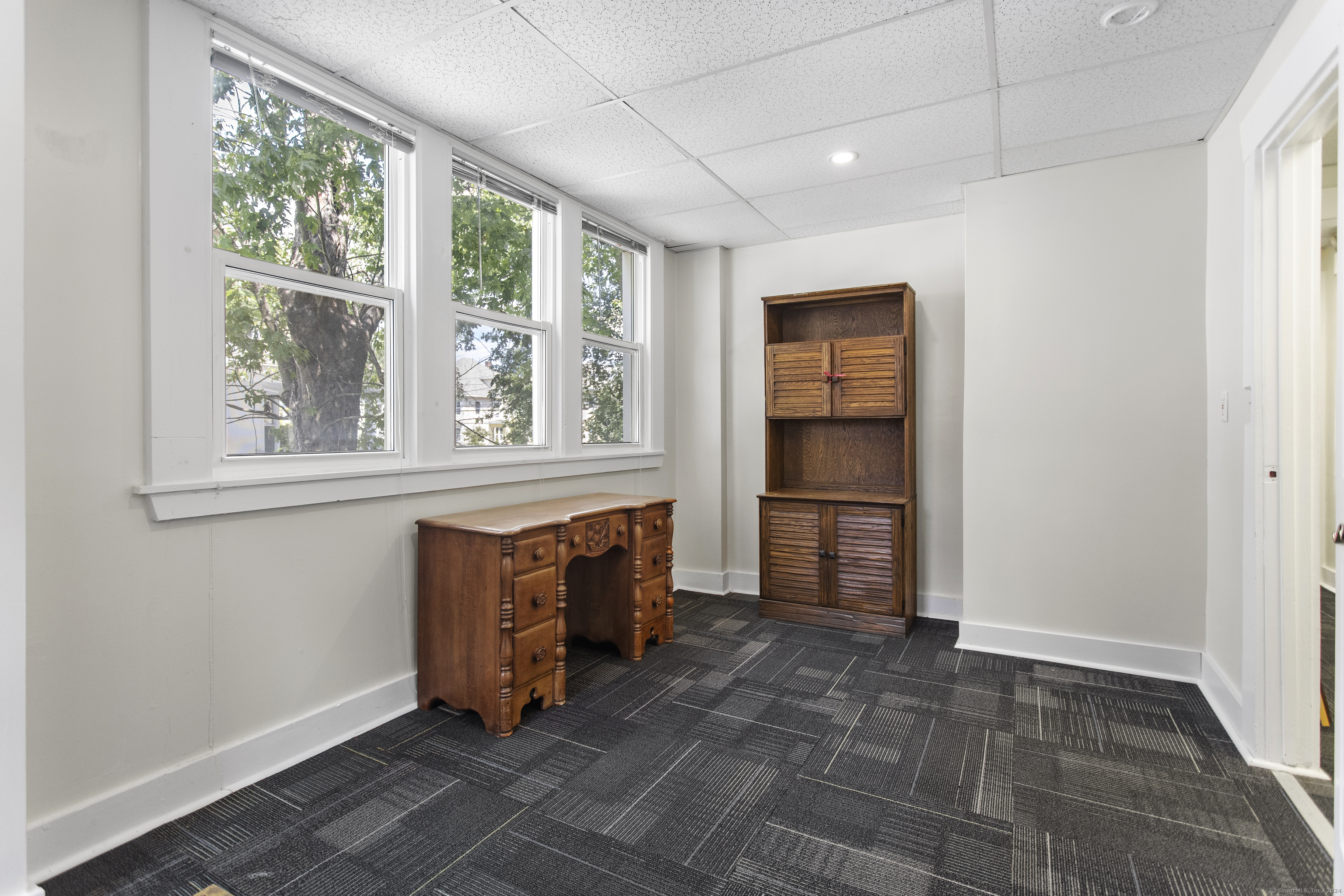 341 Montauk Avenue Property Photo 16