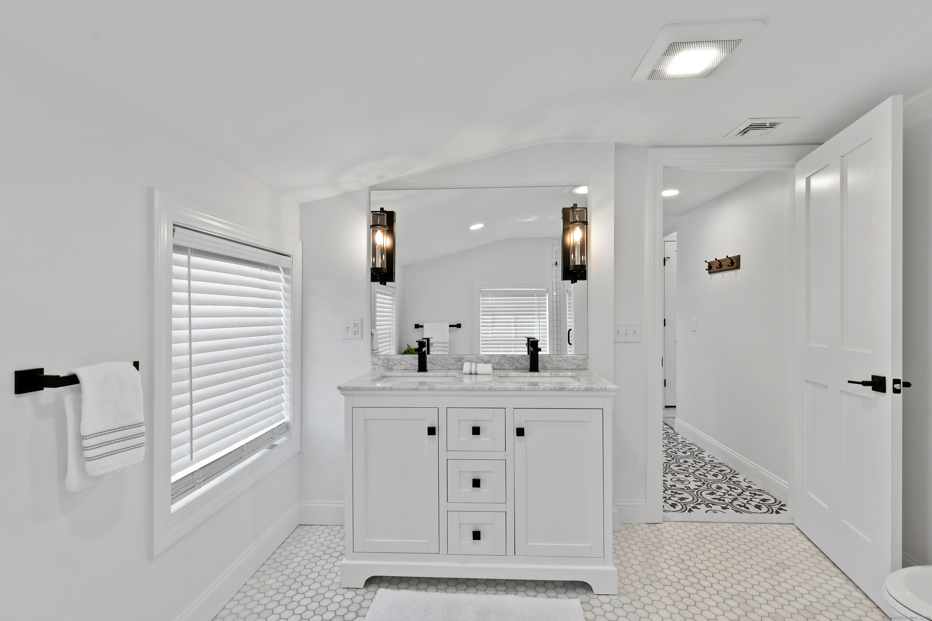 44 William Avenue Property Photo 22