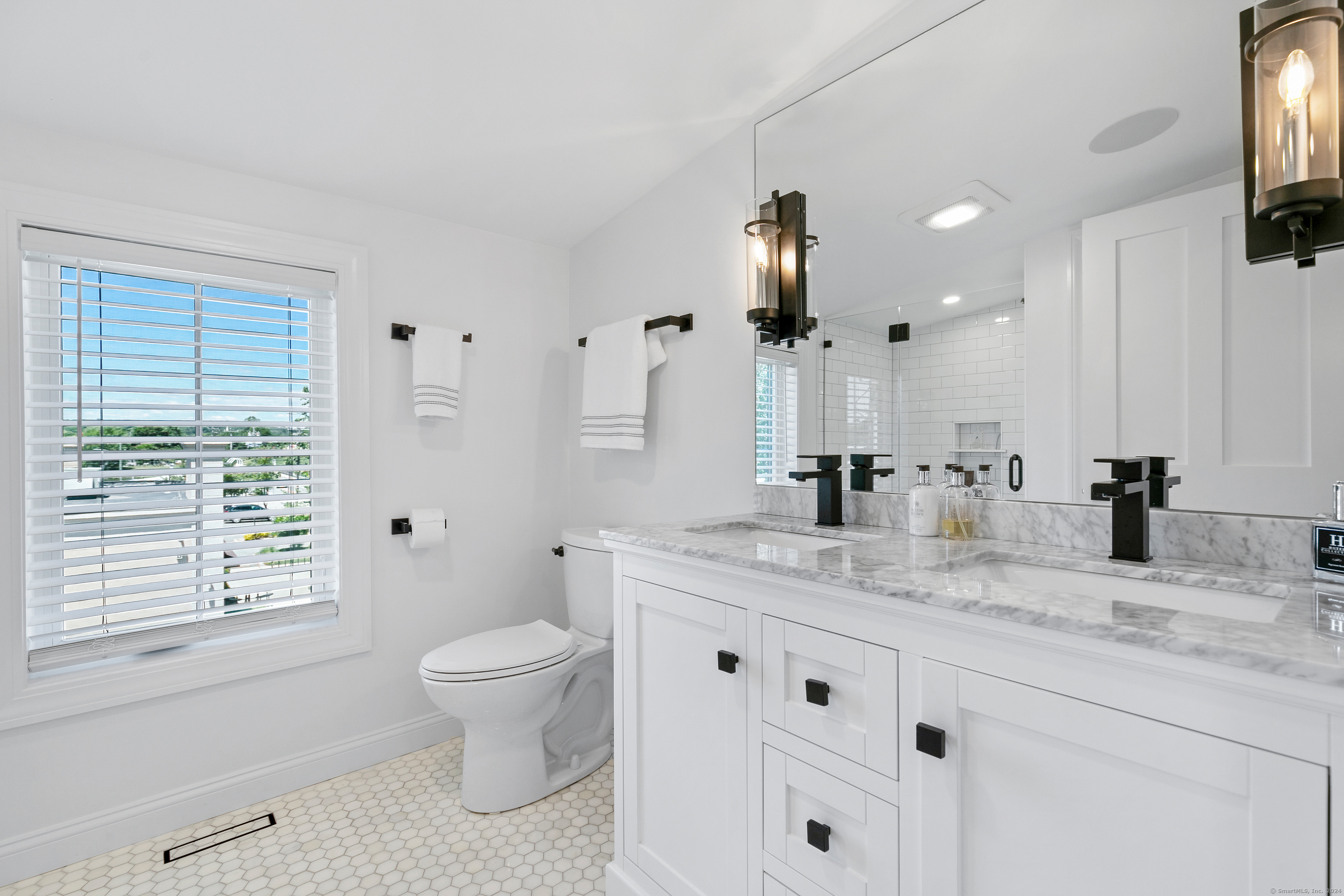44 William Avenue Property Photo 28