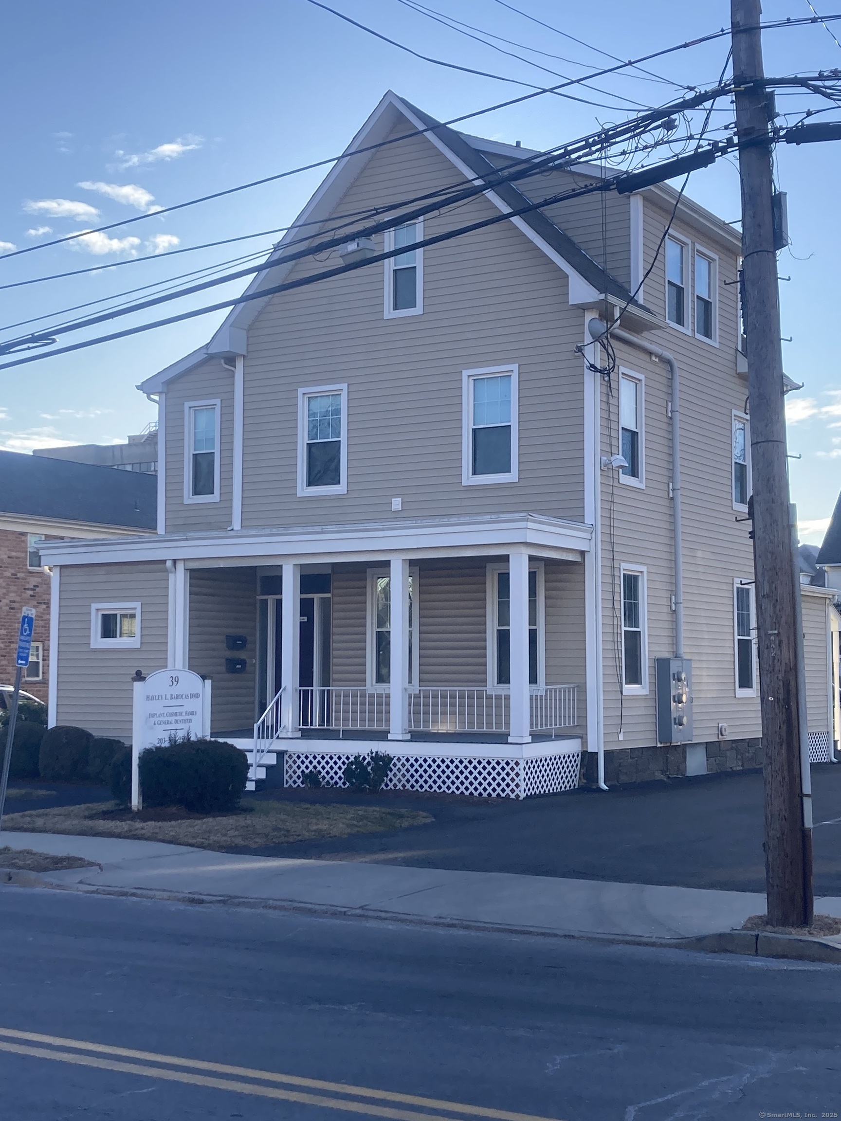 24062900 Property Photo 1
