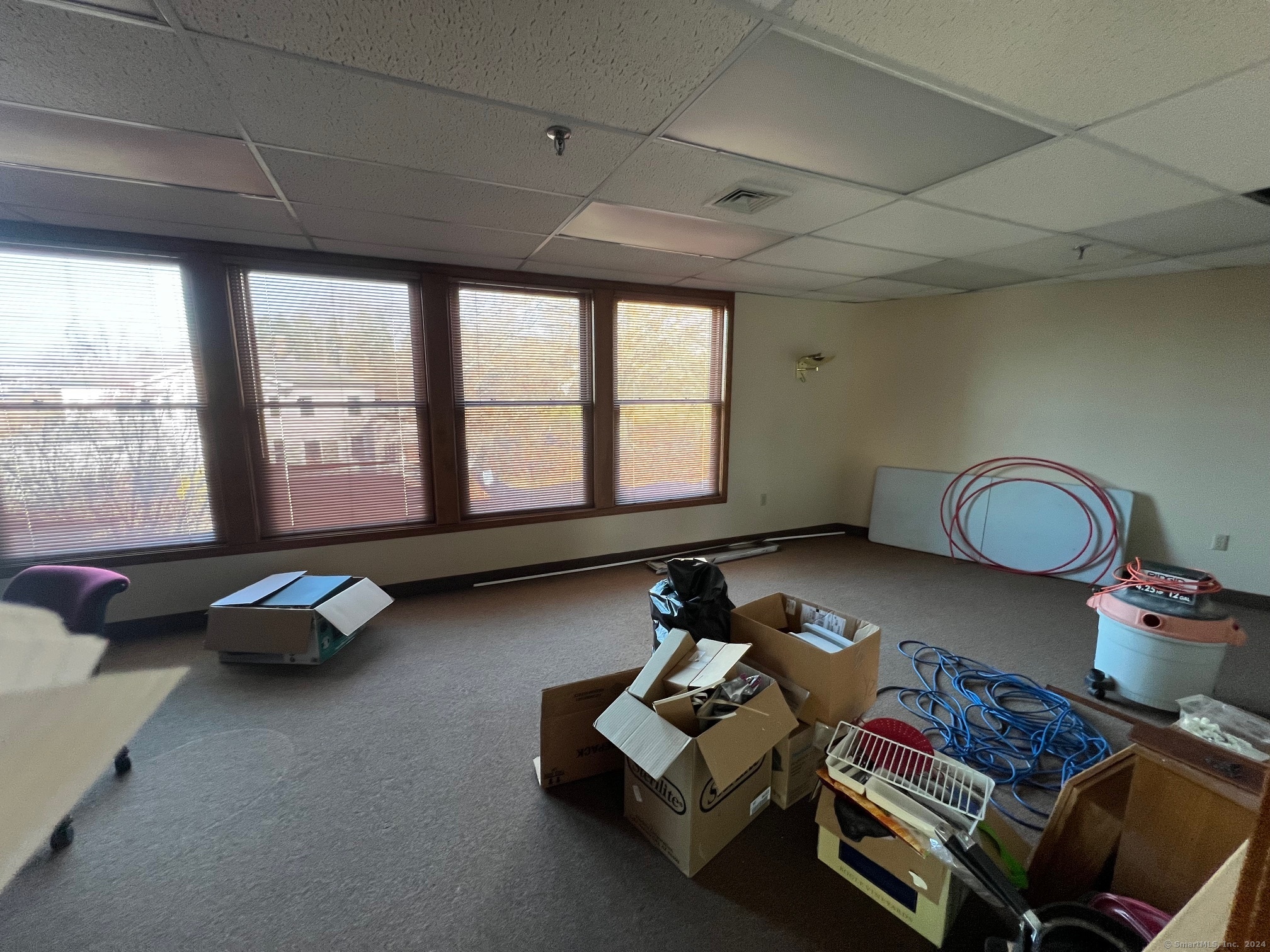 402 Thames Street Property Photo 16