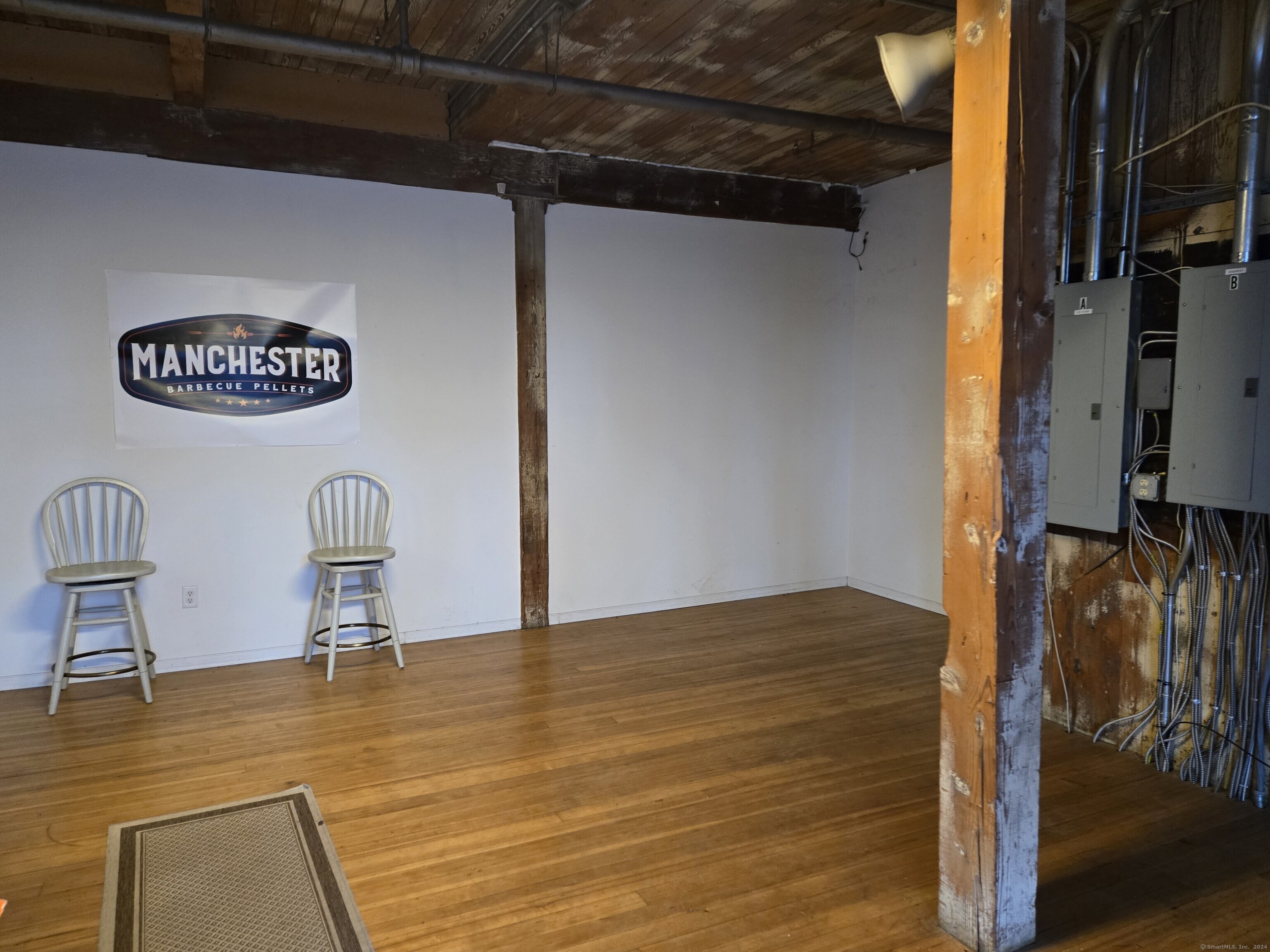 35 Oakland Street Property Photo 16