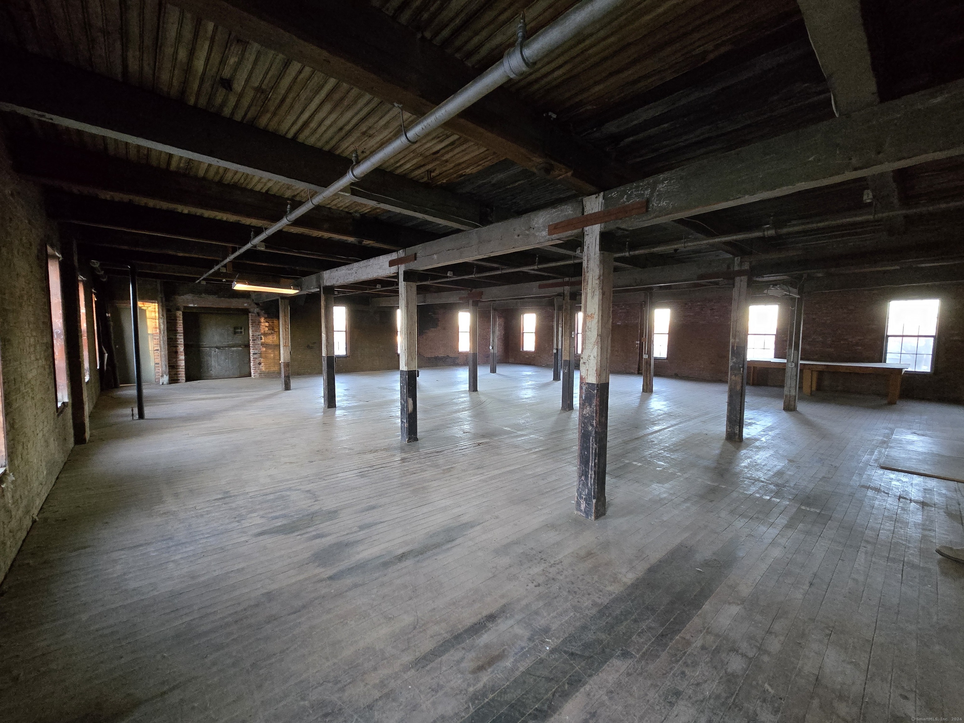35 Oakland Street Property Photo 26