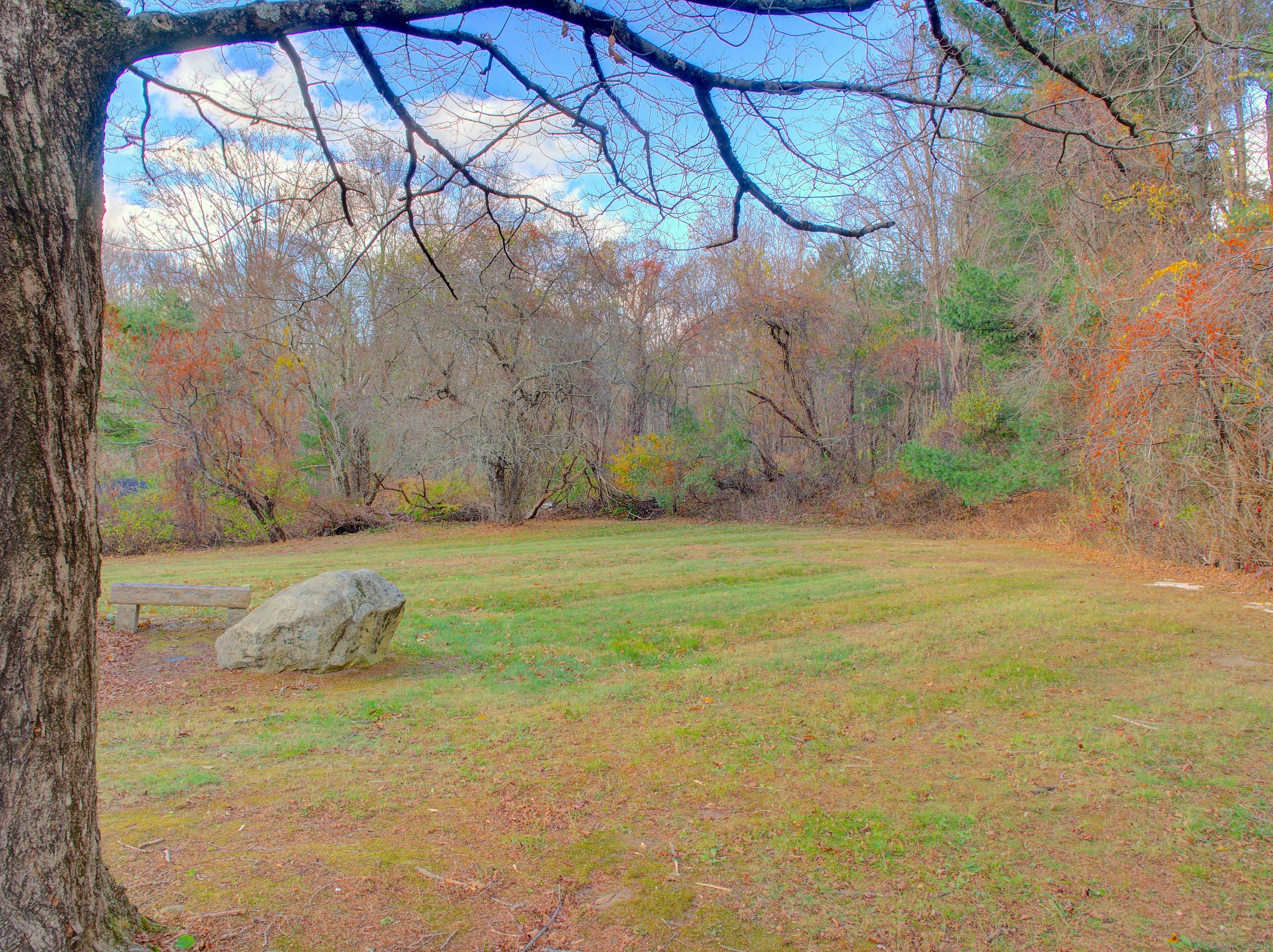354 Hartford Turnpike Property Photo 4