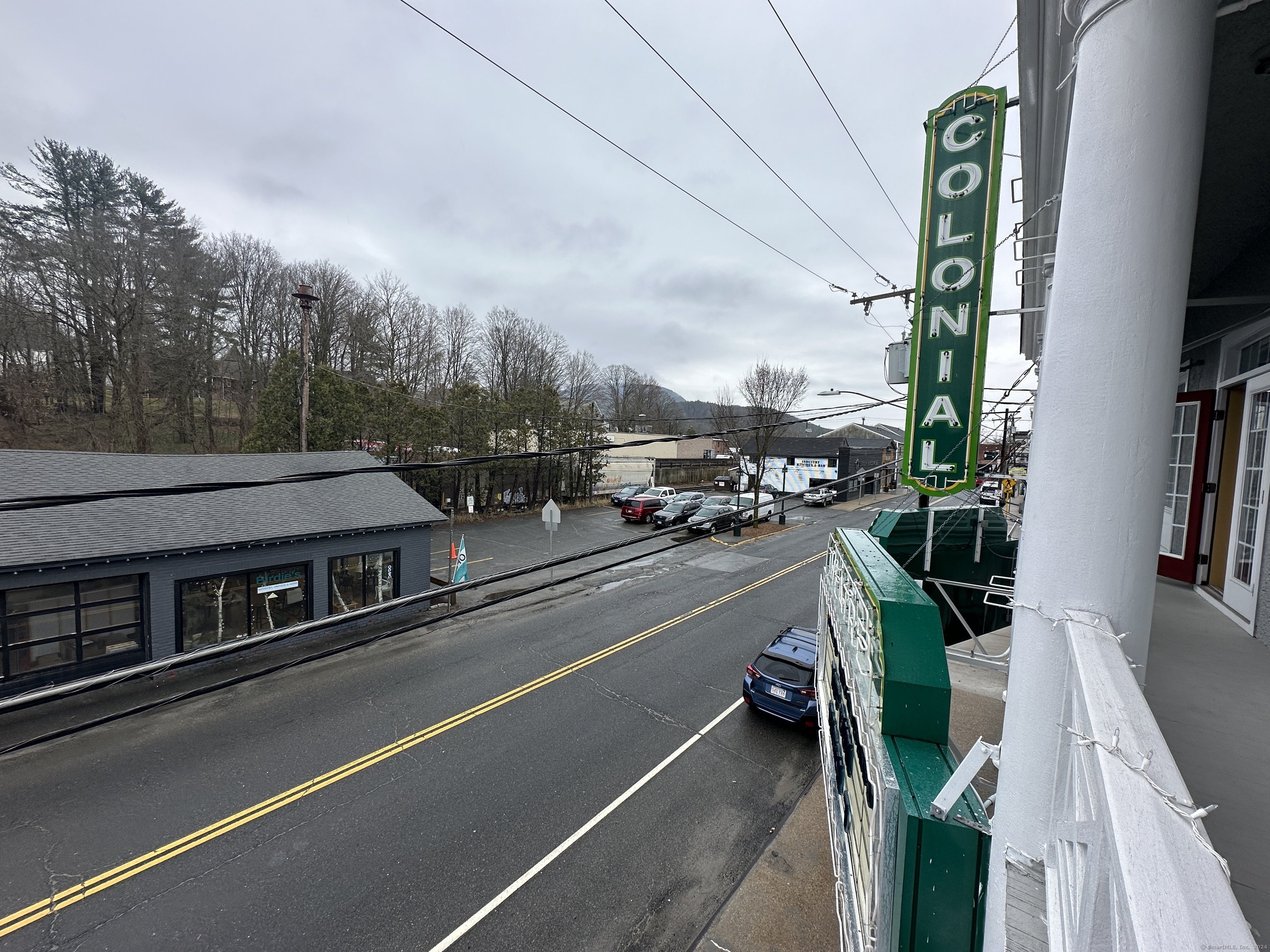 27 Railroad Street Property Photo 5