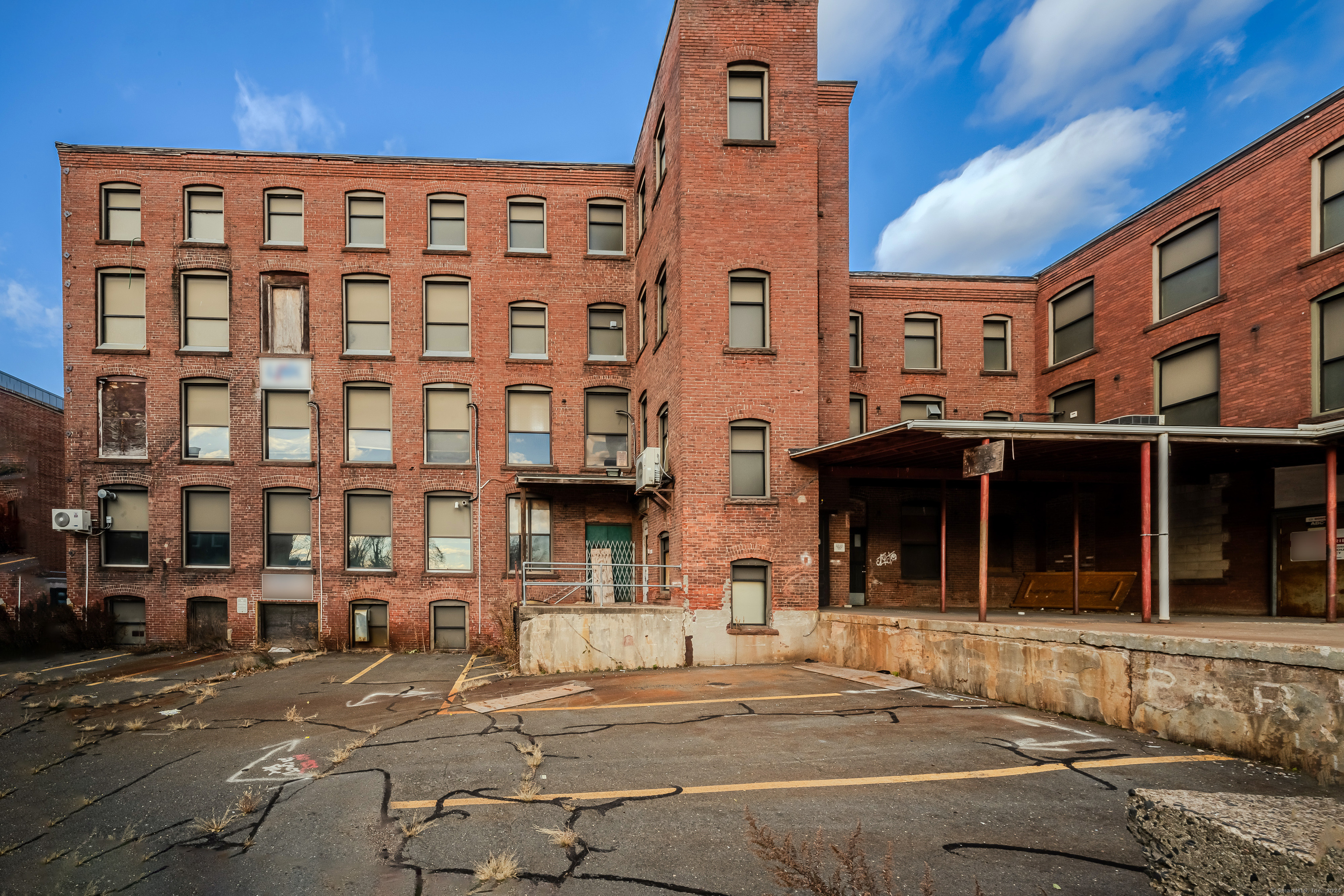 34 Walnut Street Property Photo 18