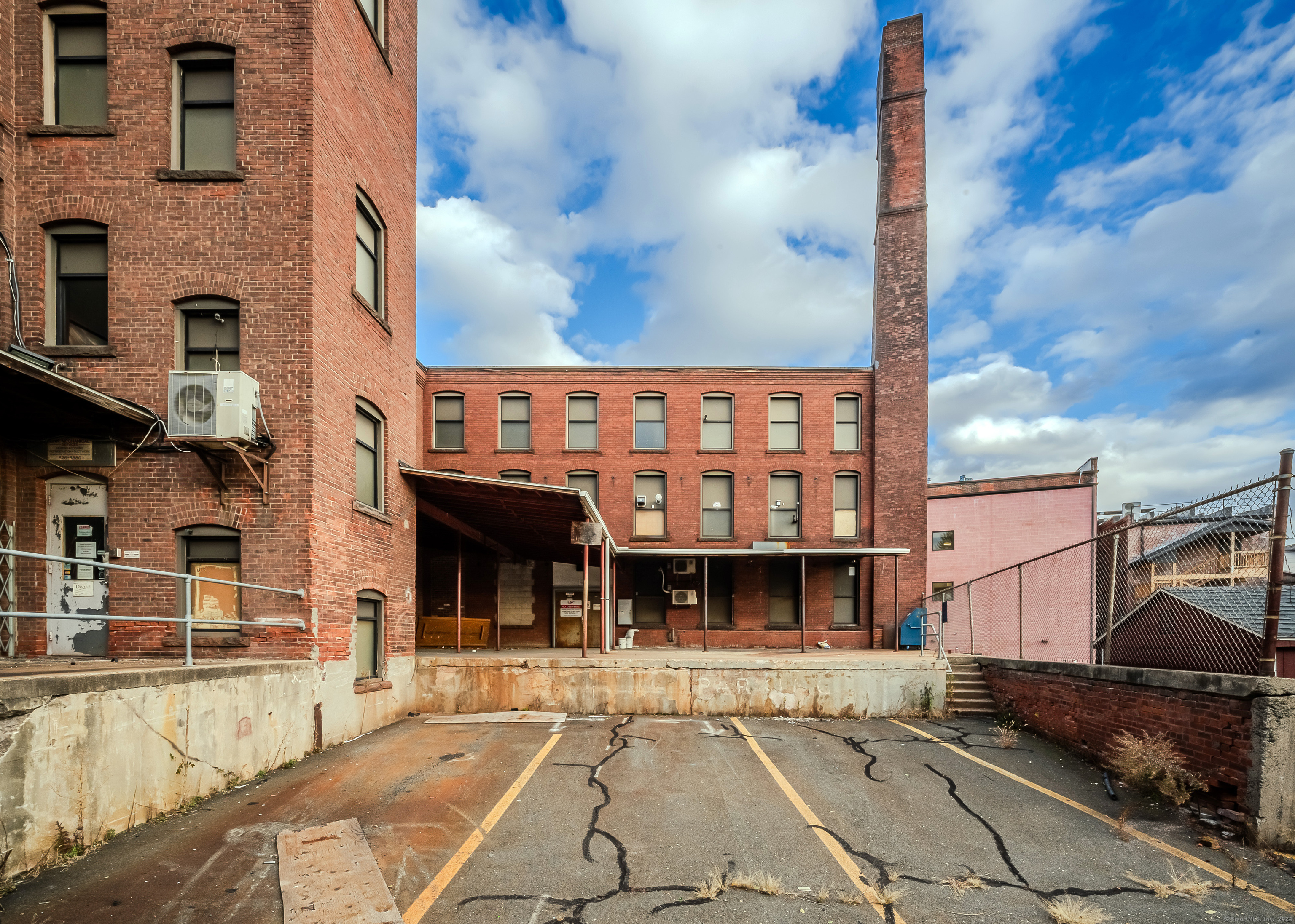 34 Walnut Street Property Photo 19