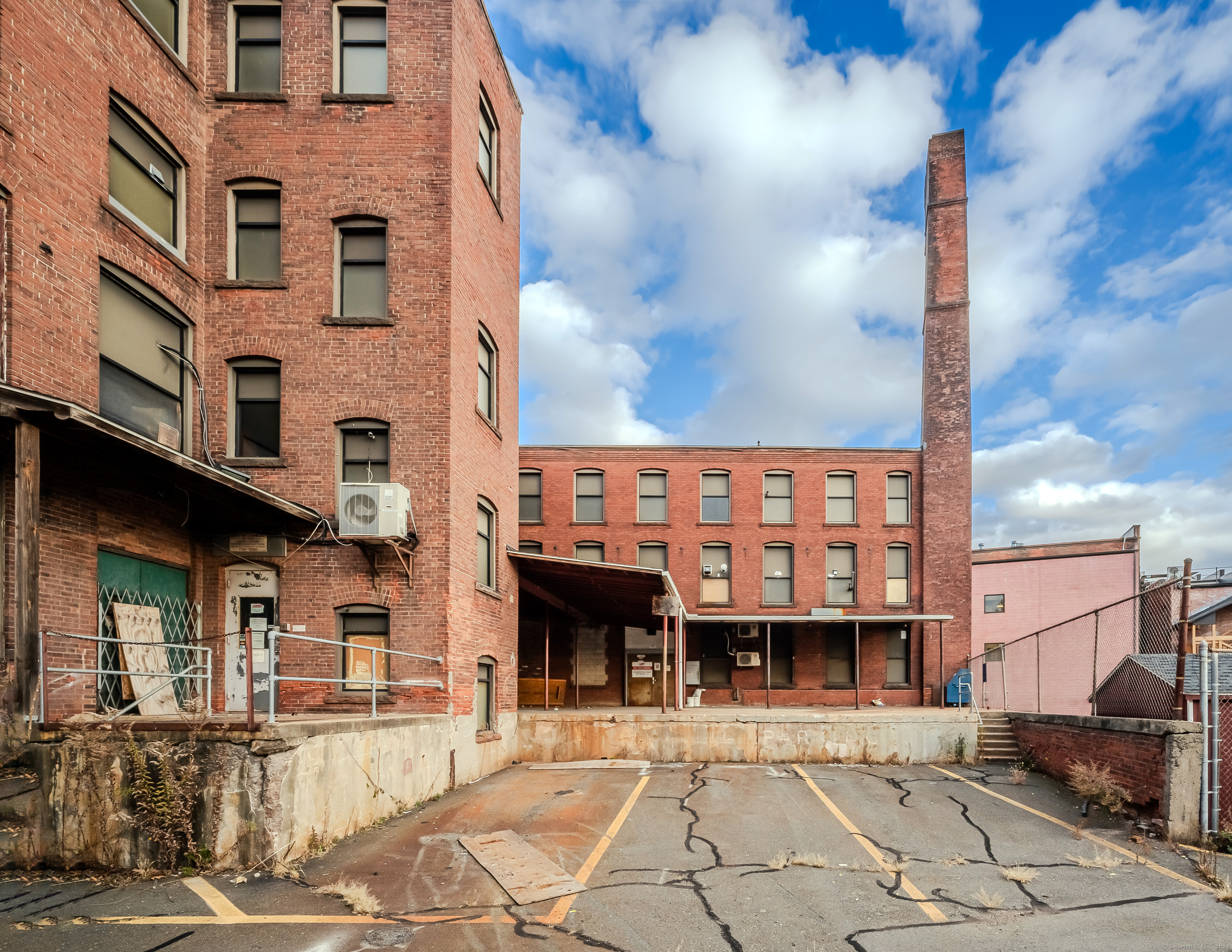 34 Walnut Street Property Photo 20