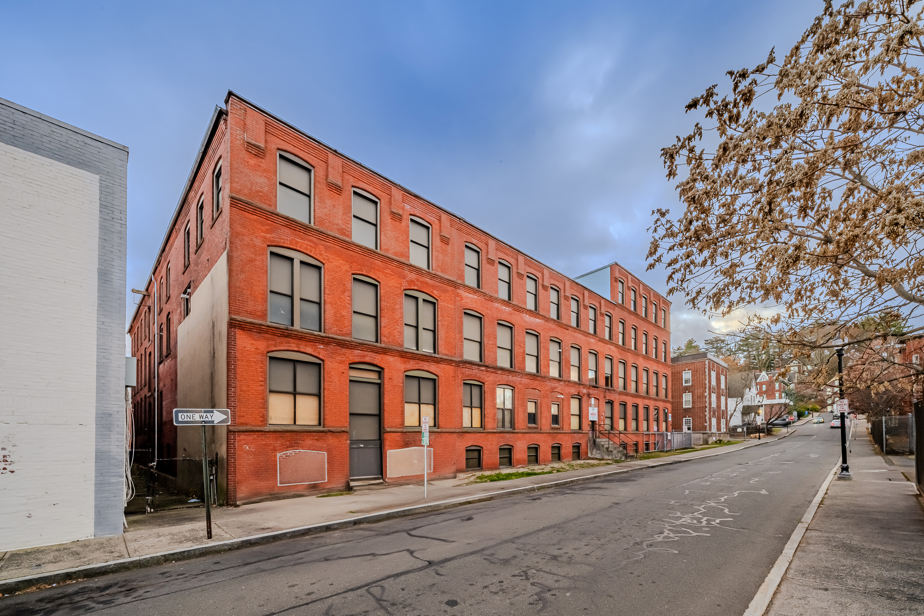 34 Walnut Street Property Photo 23