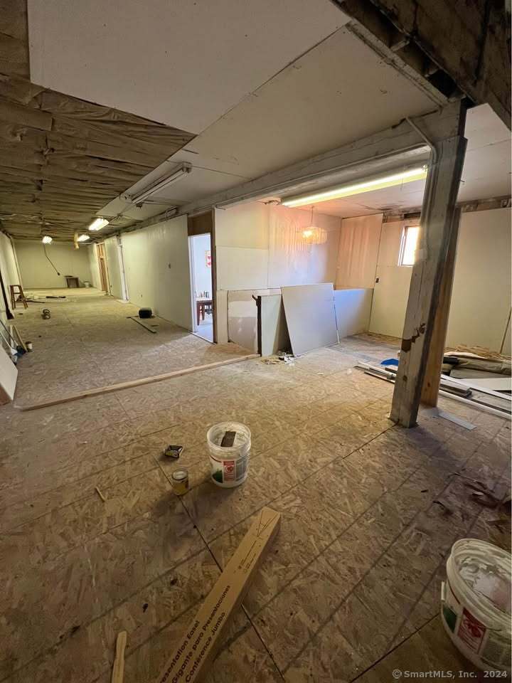 24 Downes Street Property Photo 13
