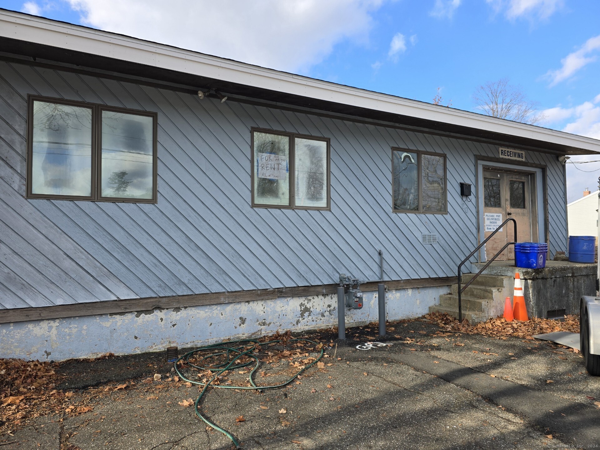 20 River Drive Property Photo 2