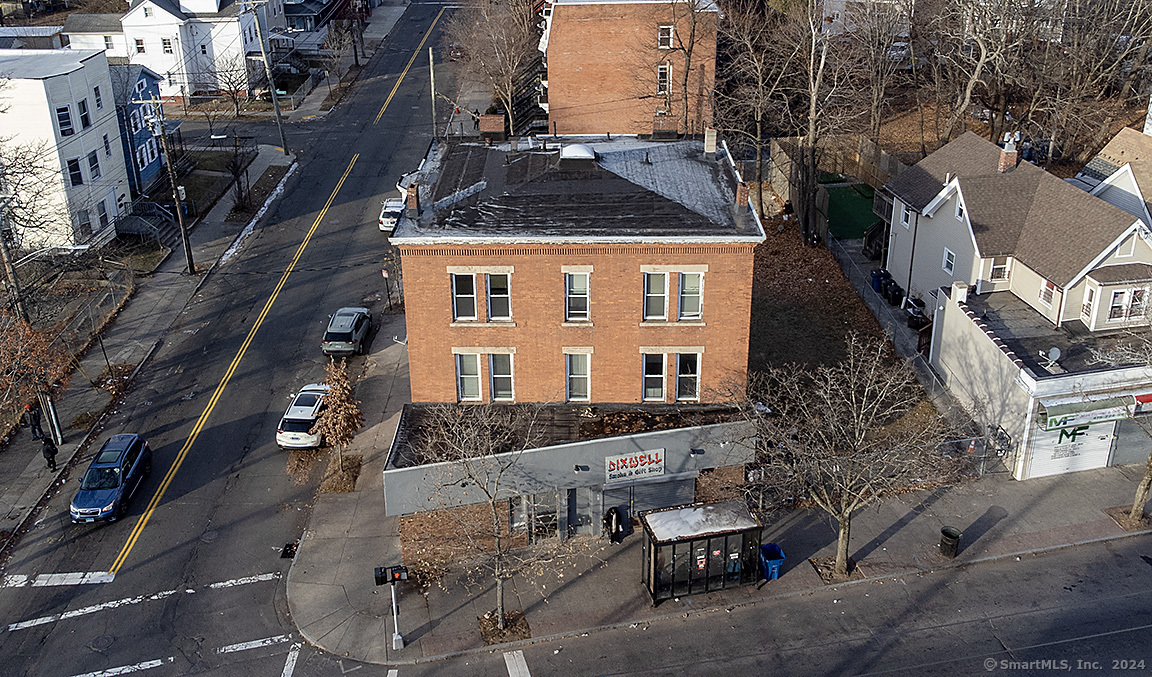 288 Dixwell Avenue Property Photo 4