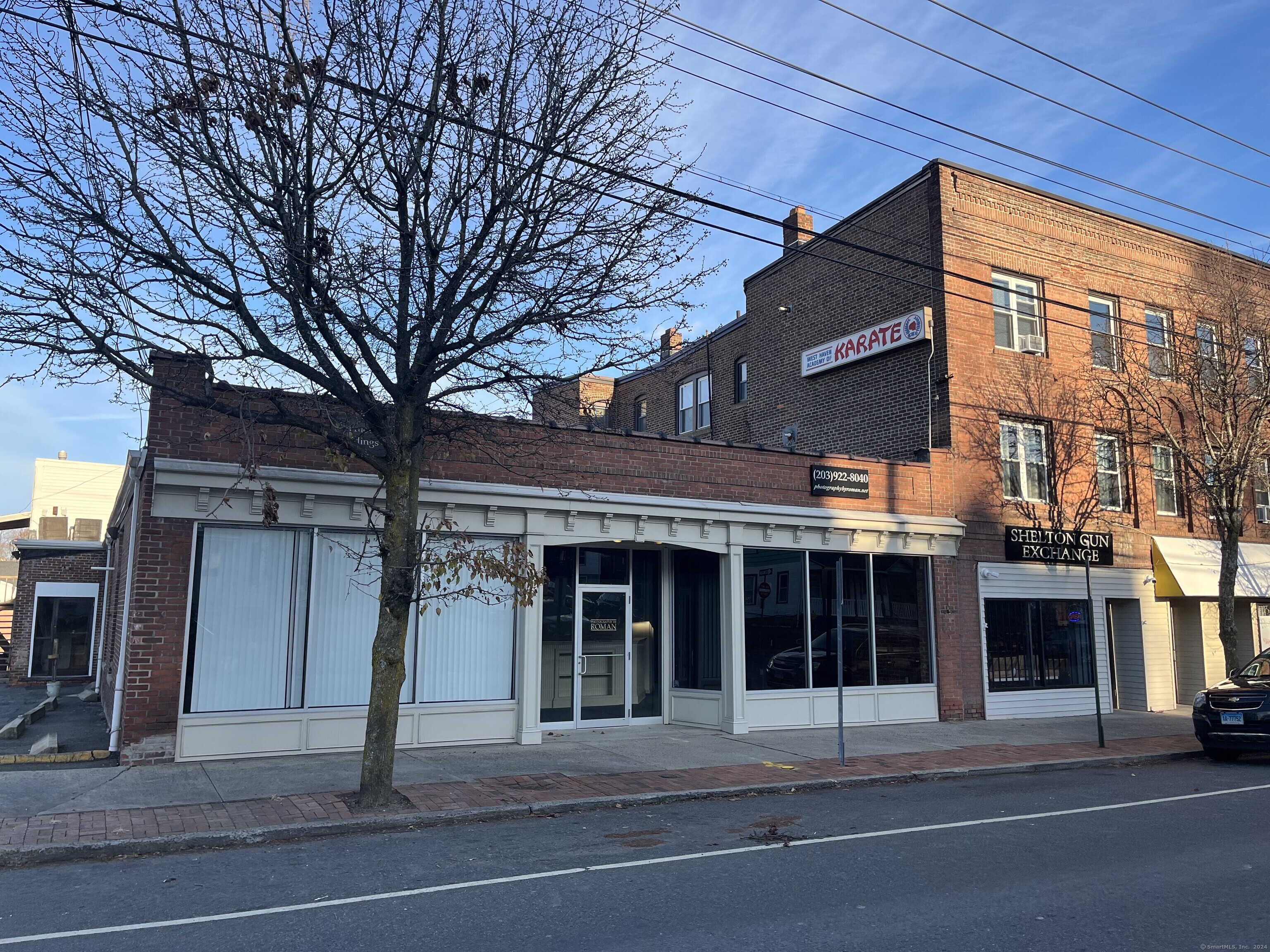 549 Howe A & B Avenue Property Photo 1