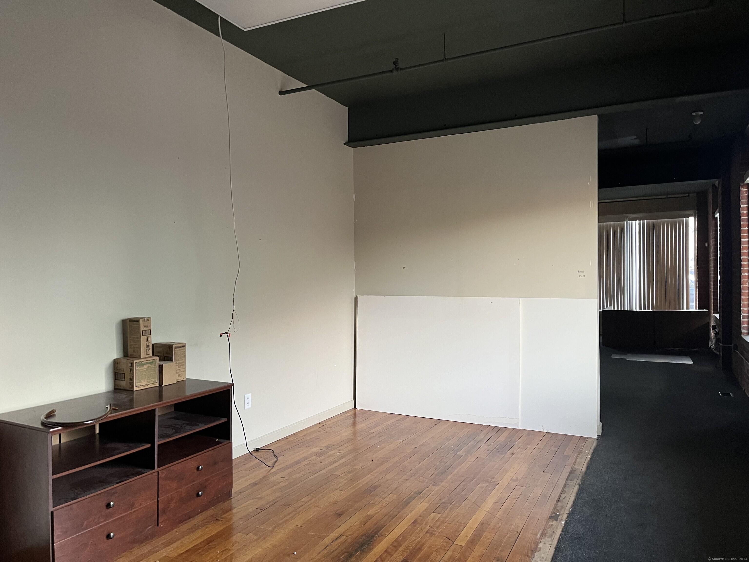 549 Howe A & B Avenue Property Photo 5
