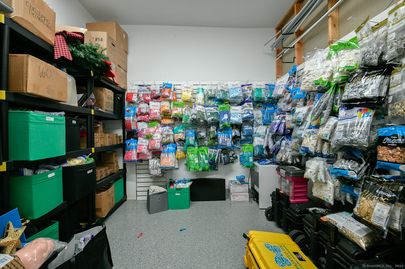 572 Boston Post Road Property Photo 13