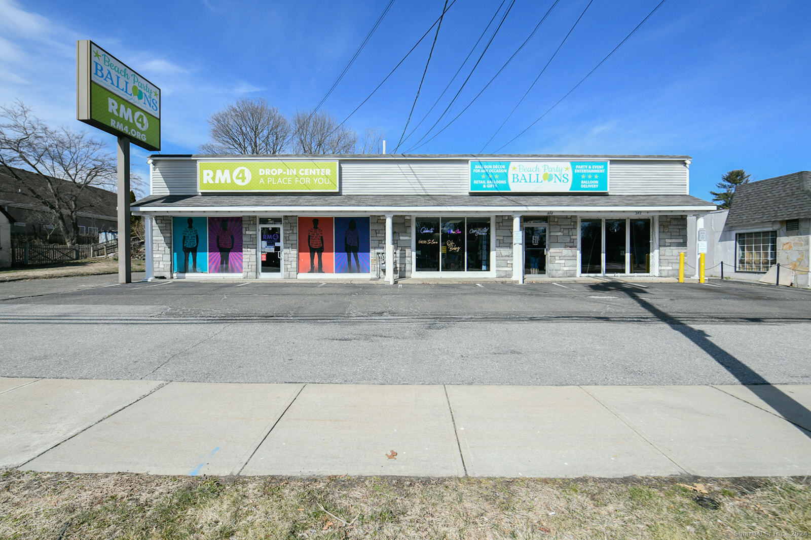 572 Boston Post Road Property Photo 16