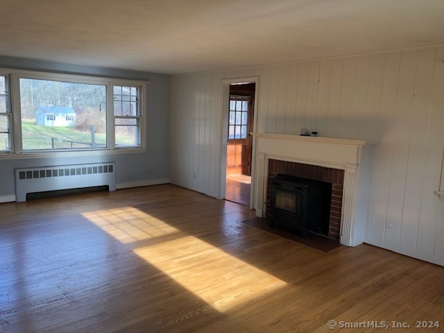 76 Deming Street Property Photo 5
