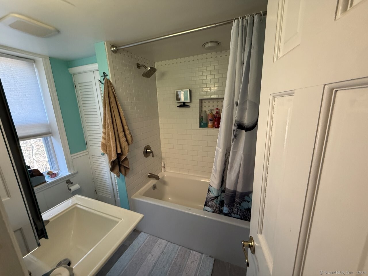 696 Kent Road Property Photo 14