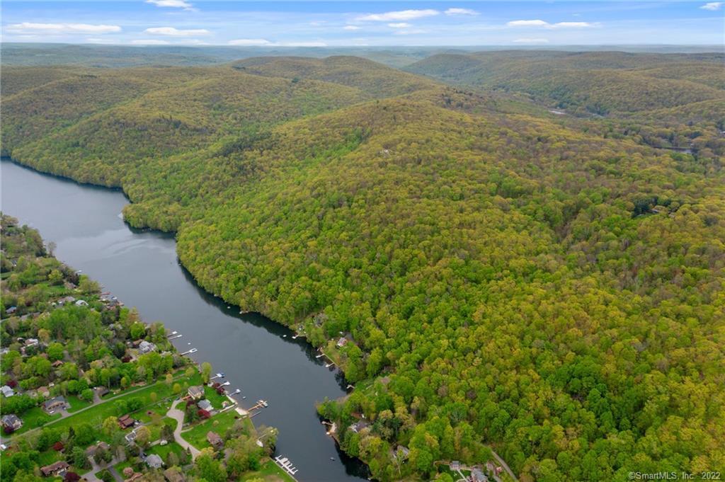 Wagon Wheel Road Property Photo 10