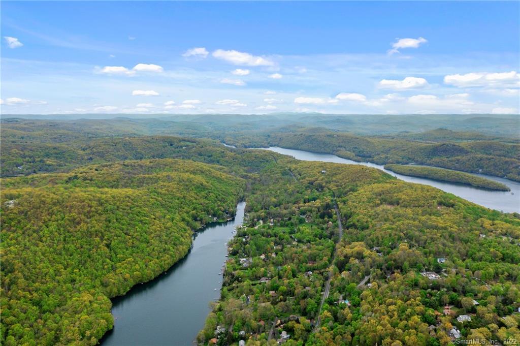 Wagon Wheel Road Property Photo 13