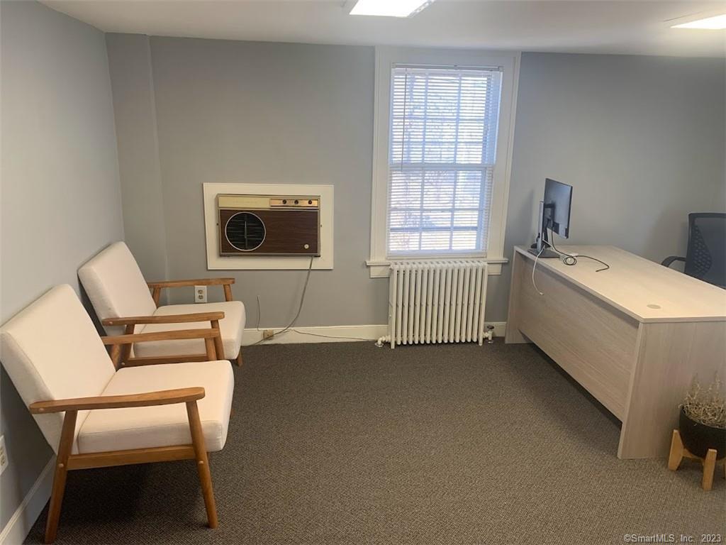 168 East 8 Avenue Property Photo 2
