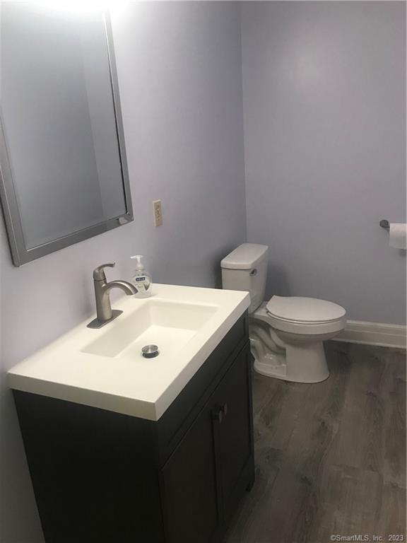 168 East 8 Avenue Property Photo 5
