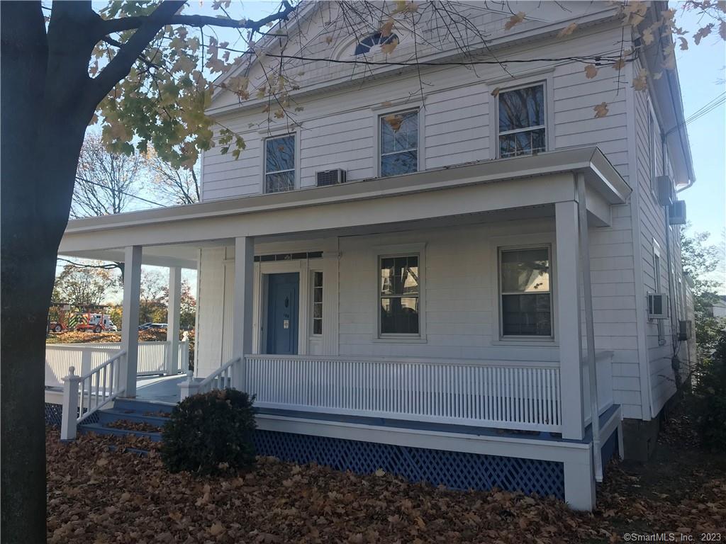 168 East 8 Avenue Property Photo 6