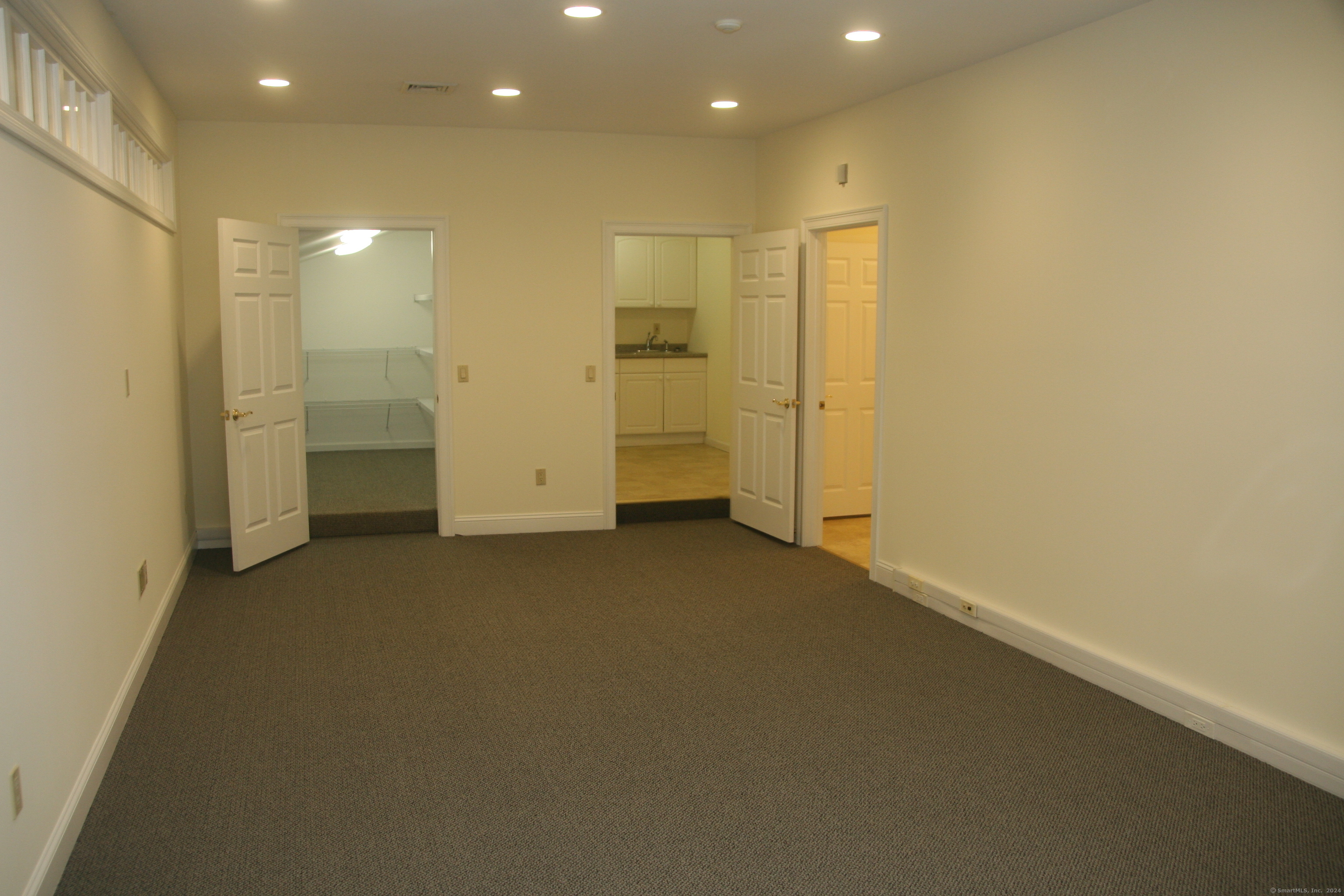 922 Stafford F Road Property Photo 12