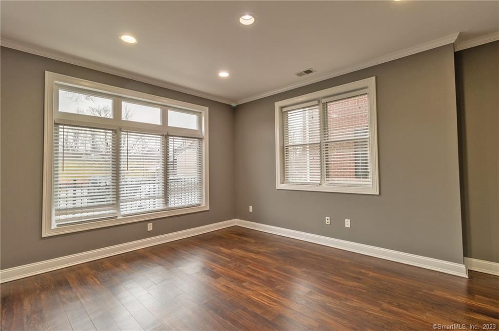 447 Naubuc B Street Property Photo 6