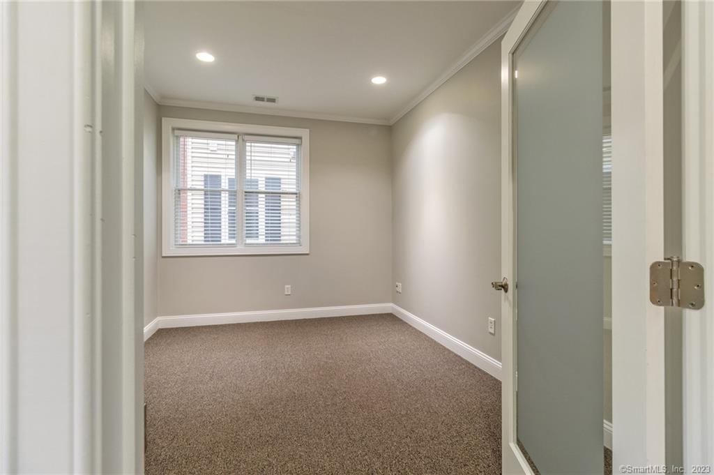 447 Naubuc B Street Property Photo 11