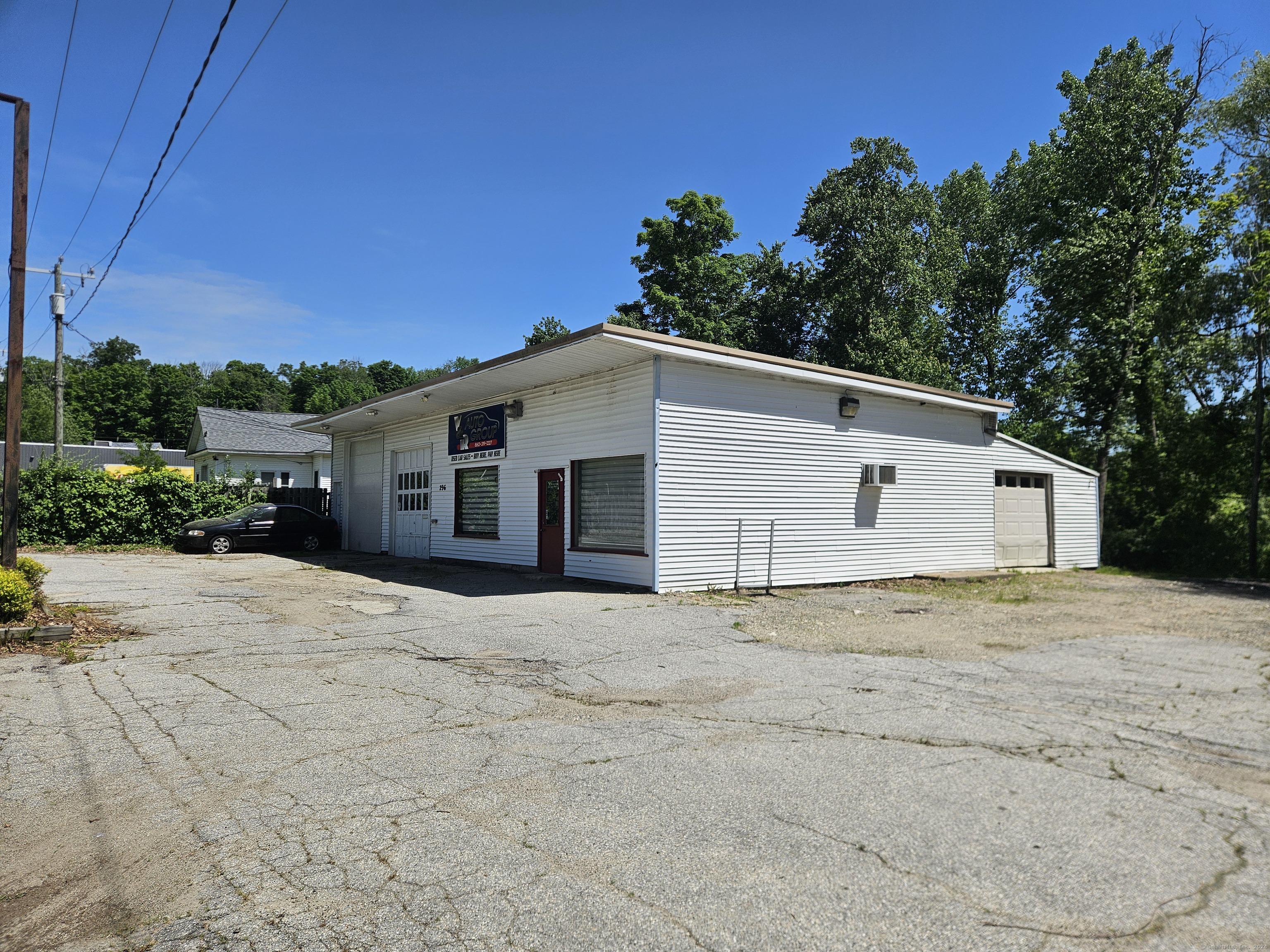 296 Putnam Road Property Photo 2