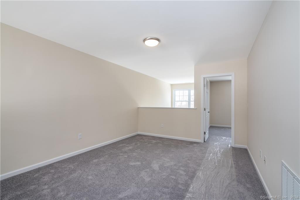 64 Belvedere (broadmoor) Drive Property Photo 11