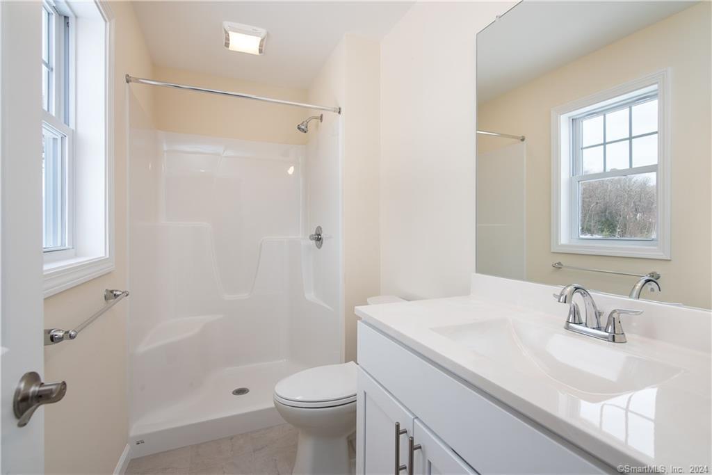 64 Belvedere (broadmoor) Drive Property Photo 16
