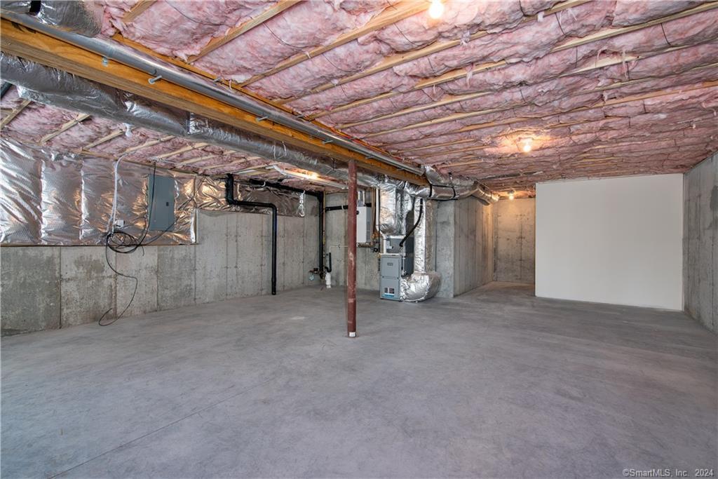 64 Belvedere (broadmoor) Drive Property Photo 21