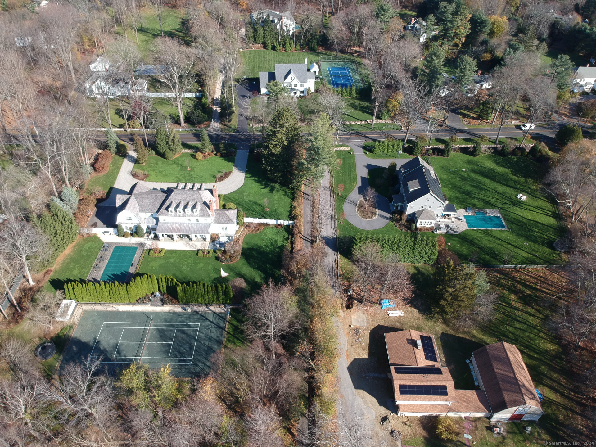 6 Fox Run Lane Property Photo 2
