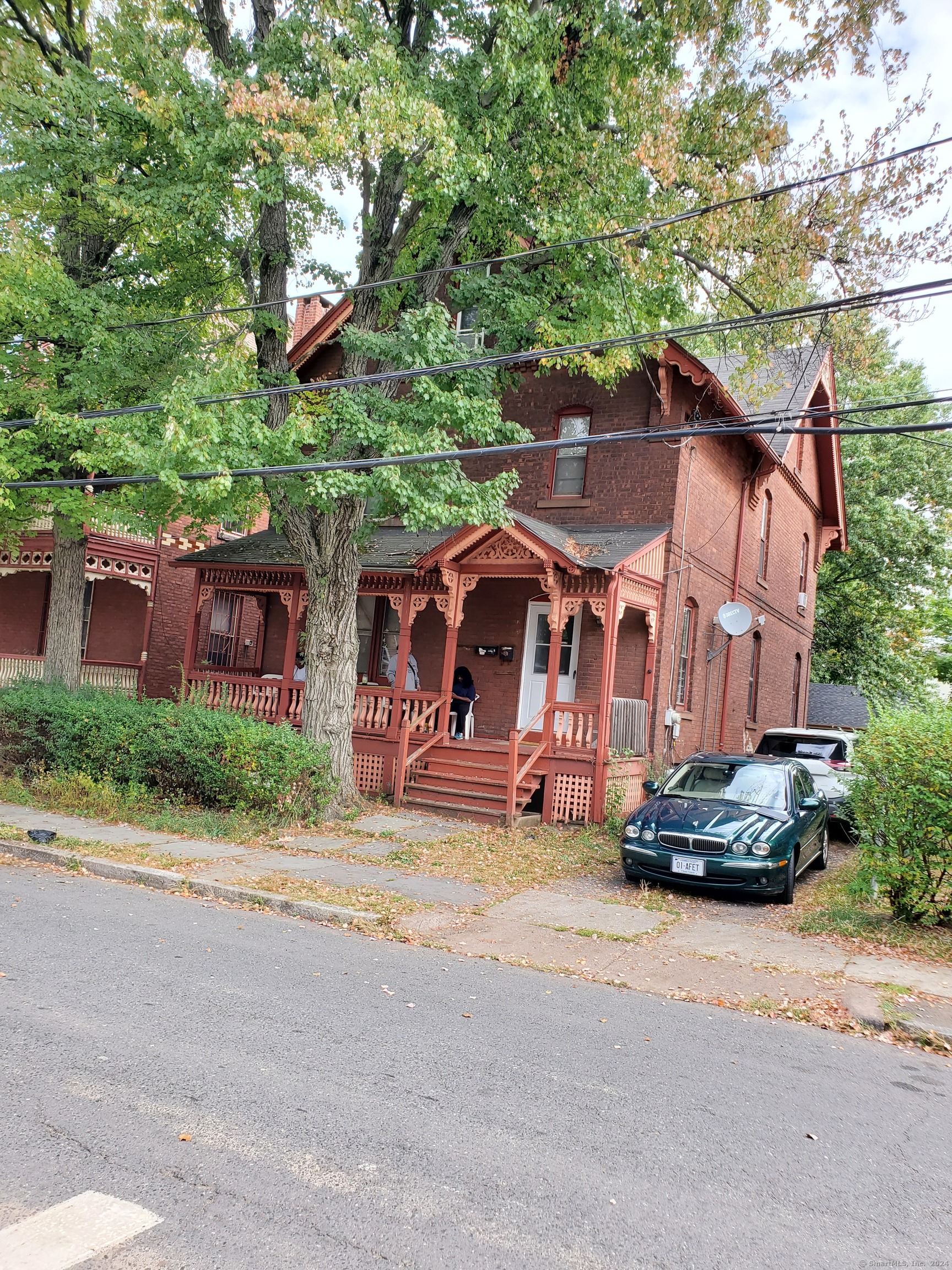 108 Babcock Street Property Photo 2