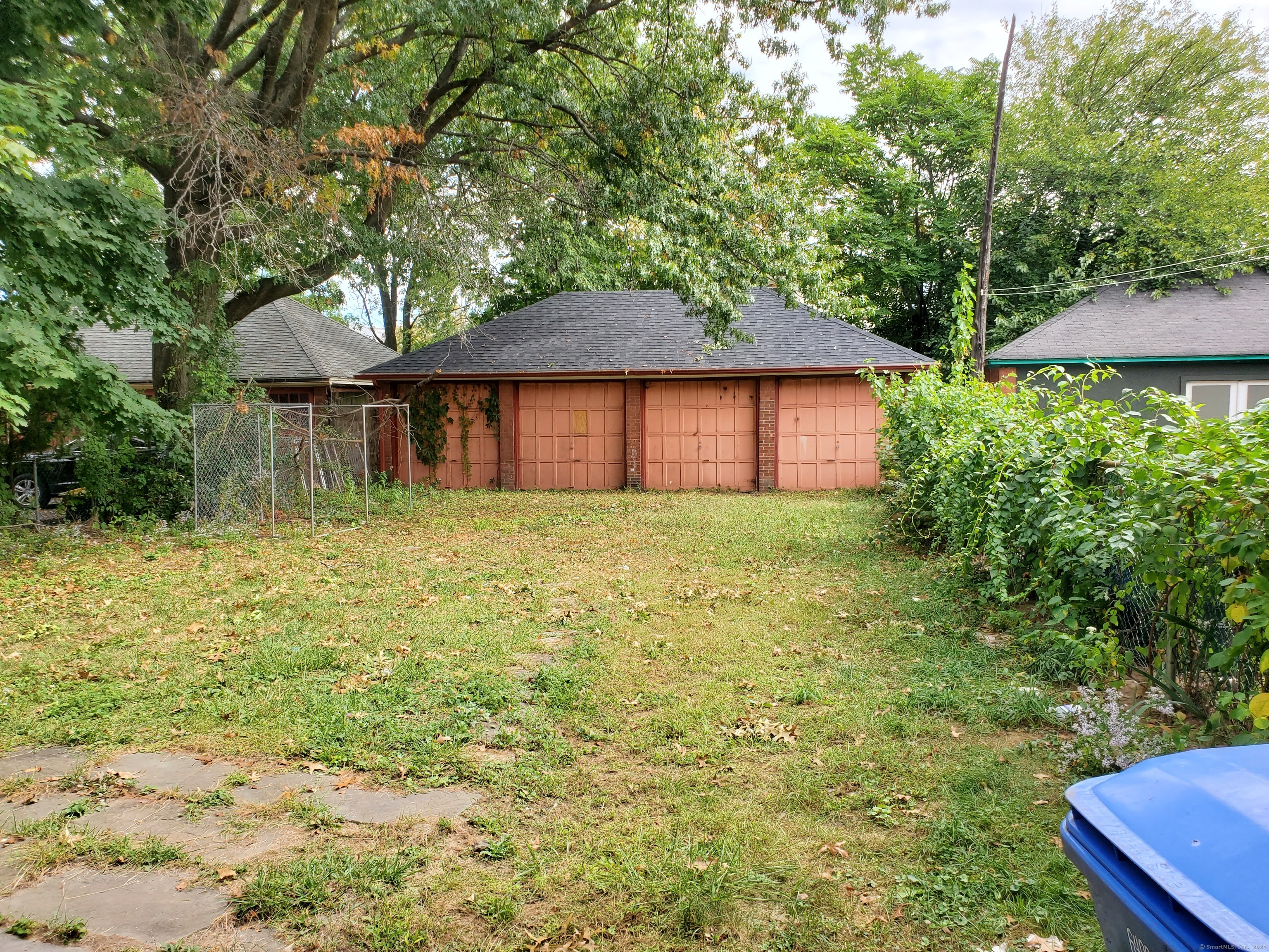 108 Babcock Street Property Photo 3