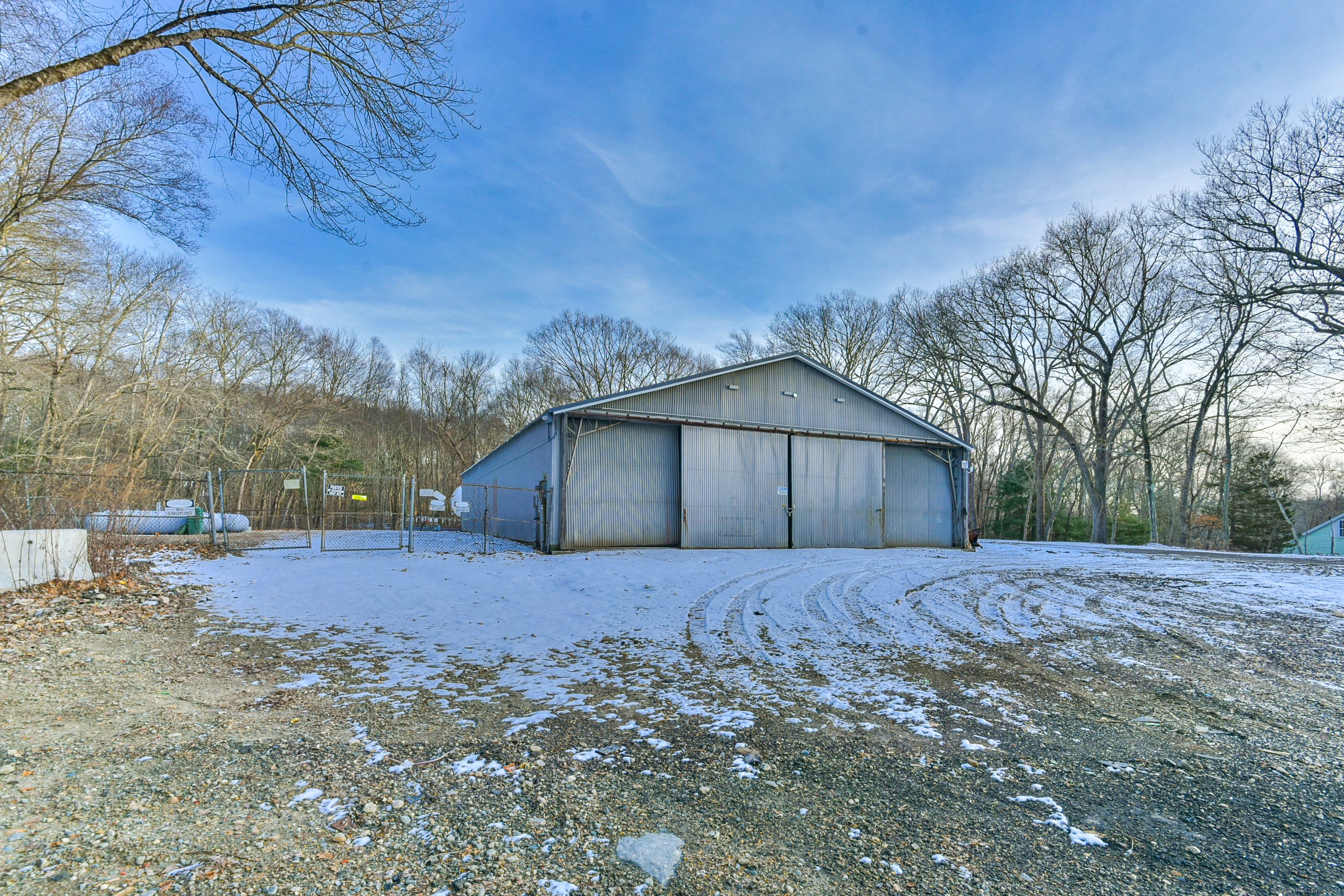 459 Thompson Road Property Photo 5