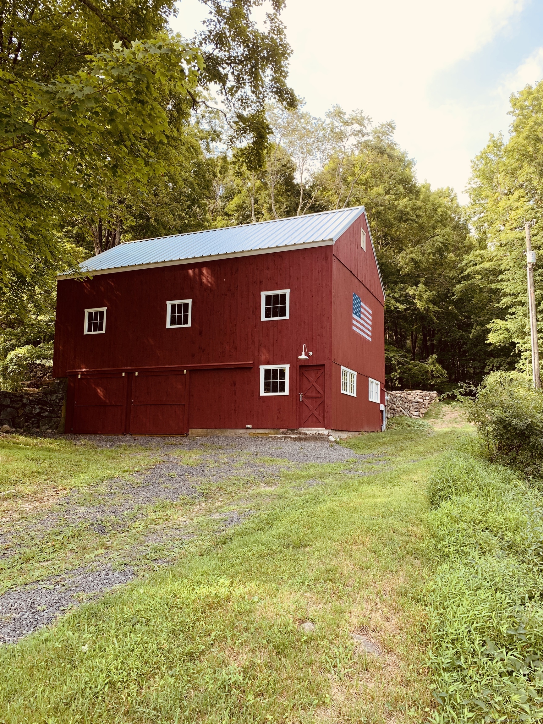 179 South Street Property Photo 5