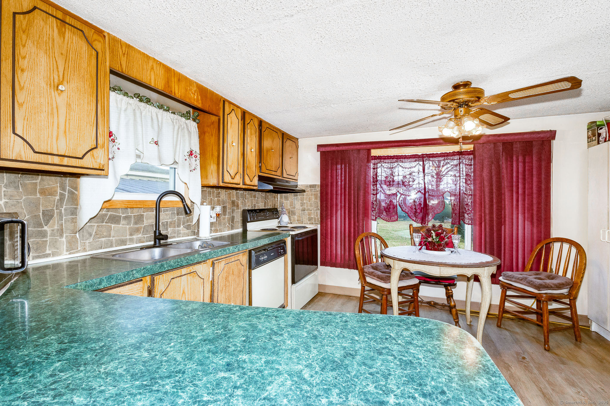241 Fairway Drive Property Photo 8